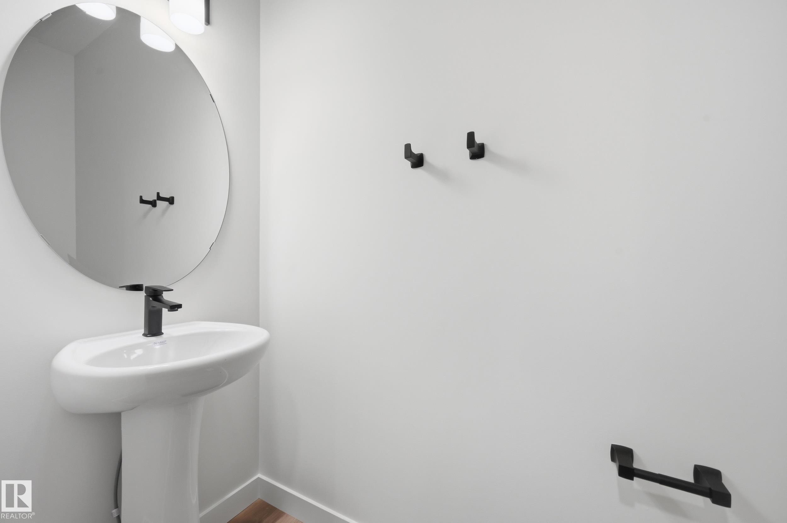 9 Redpoll Wynd, St. Albert, AB - Indoor Photo Showing Bathroom