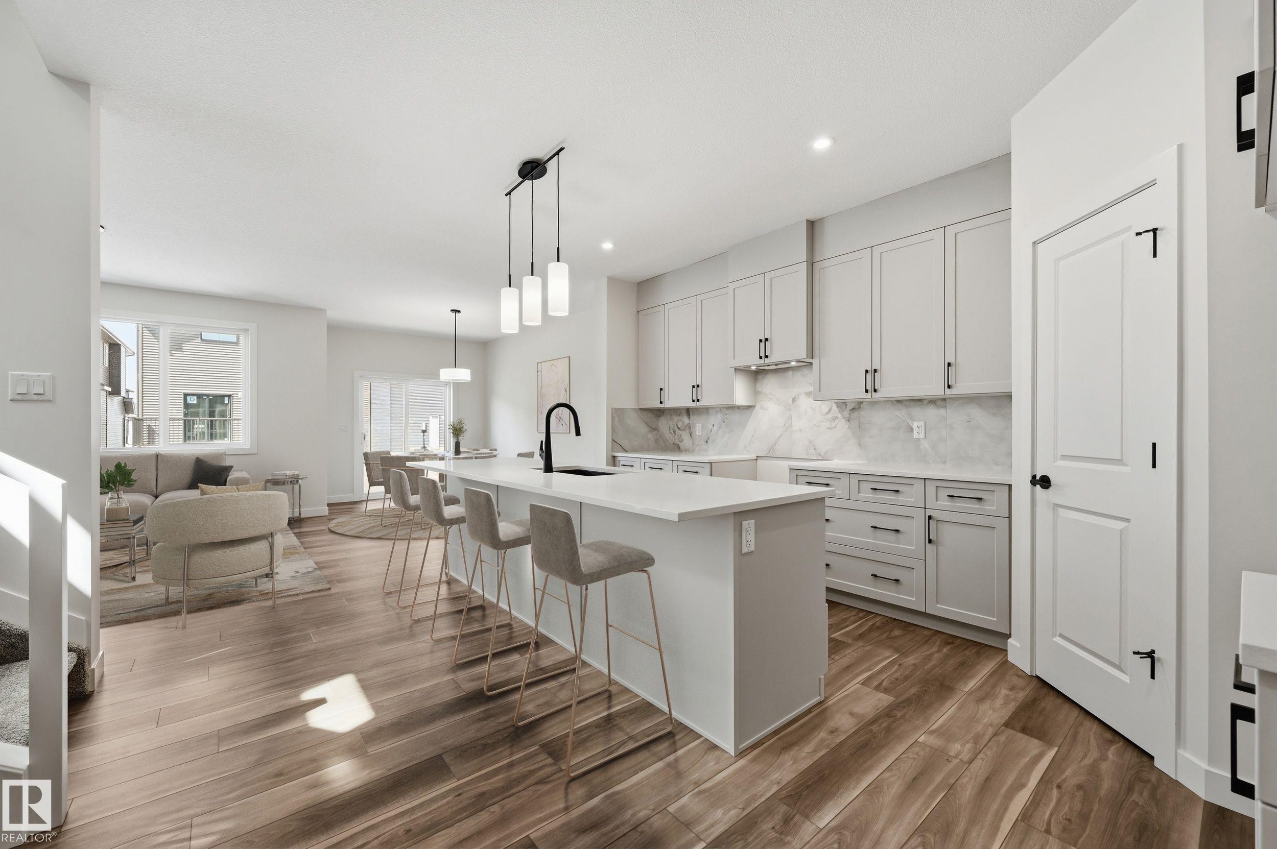 9 Redpoll Wynd, St. Albert, AB - Indoor Photo Showing Kitchen With Upgraded Kitchen