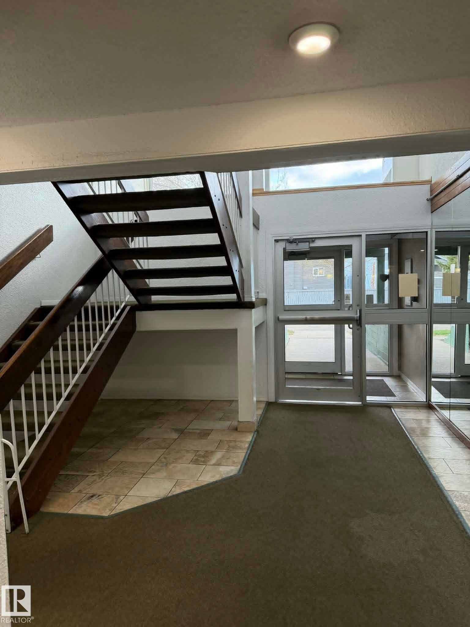 414 4810 Mill Woods Road S, Edmonton, AB - Indoor Photo Showing Other Room