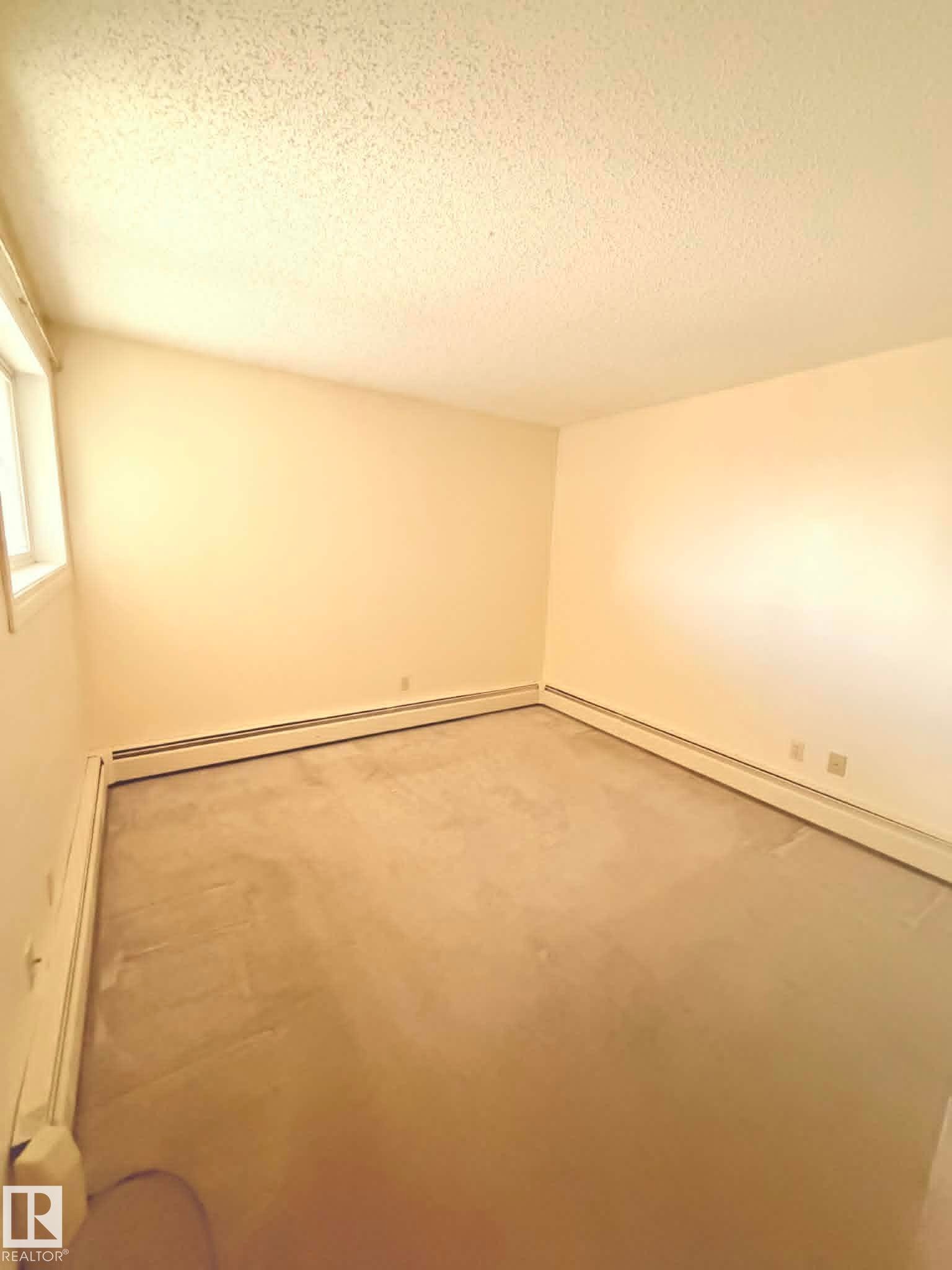 414 4810 Mill Woods Road S, Edmonton, AB - Indoor Photo Showing Other Room