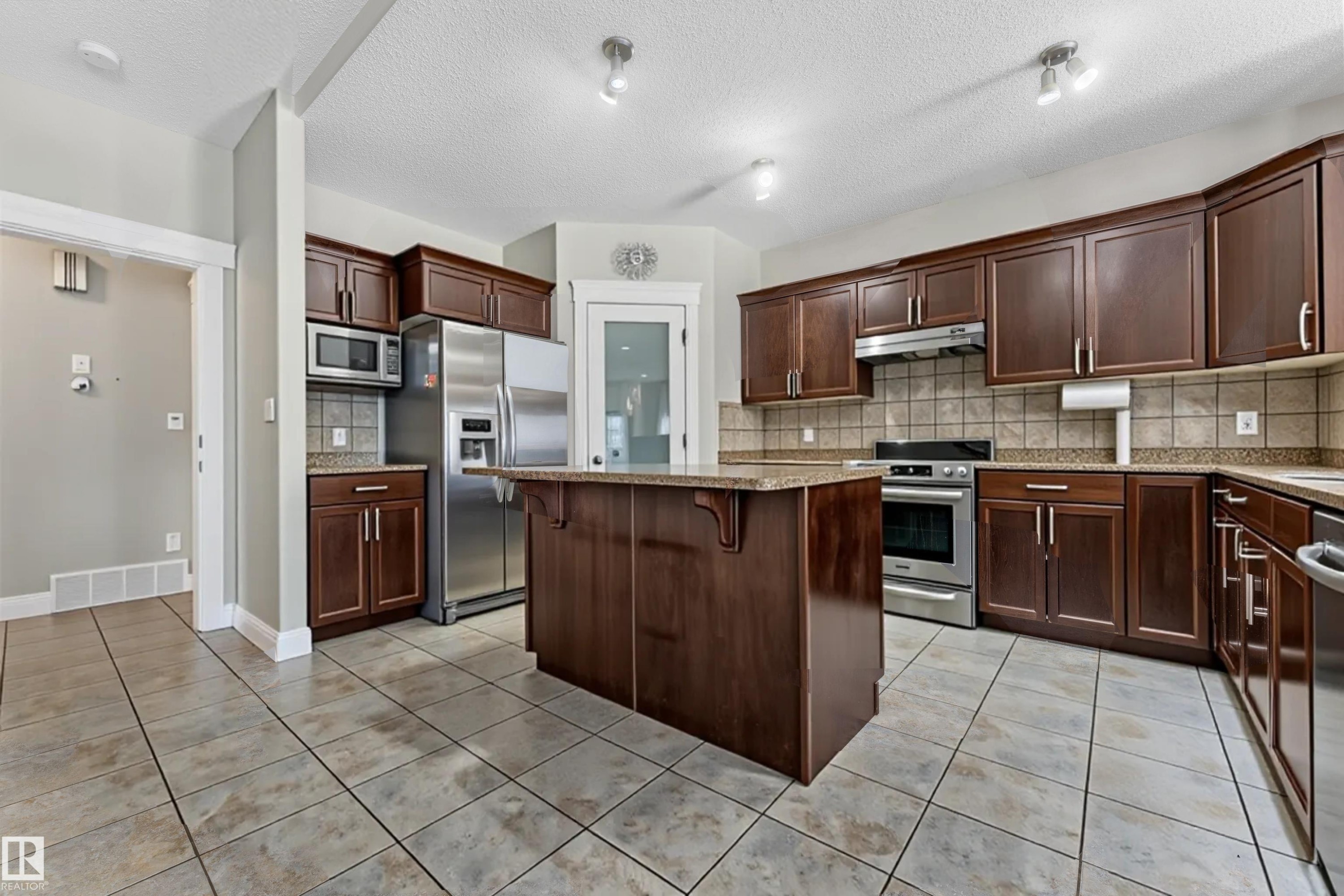 6159 12 Avenue, Edmonton, AB