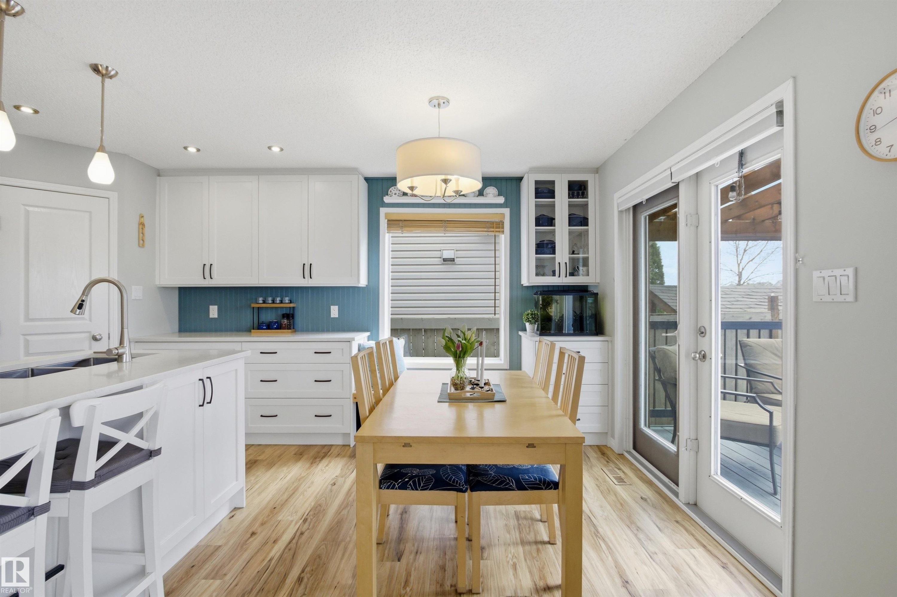 8915 8 Avenue, Edmonton, AB - Indoor