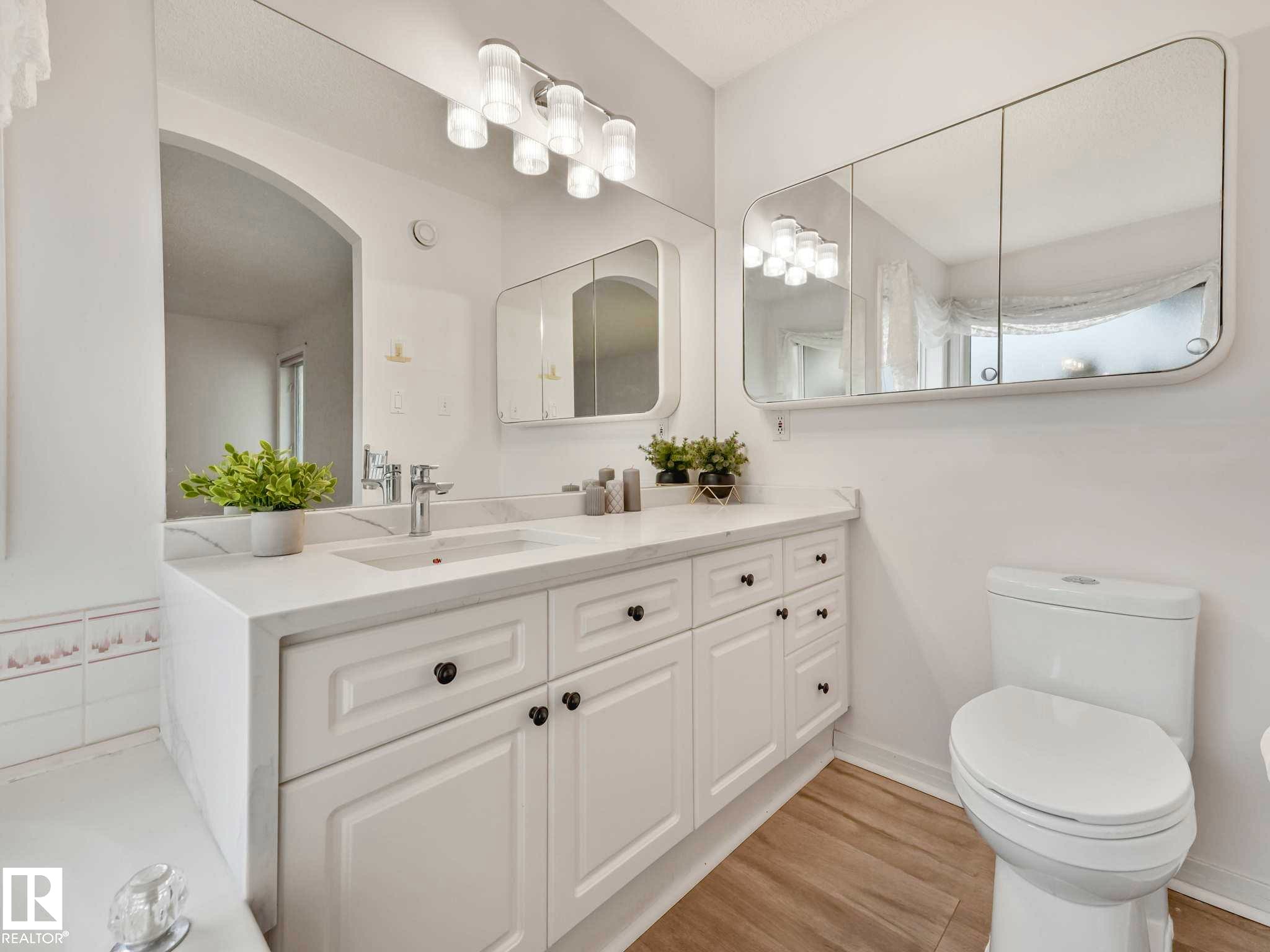 1217 115A Street, Edmonton, AB