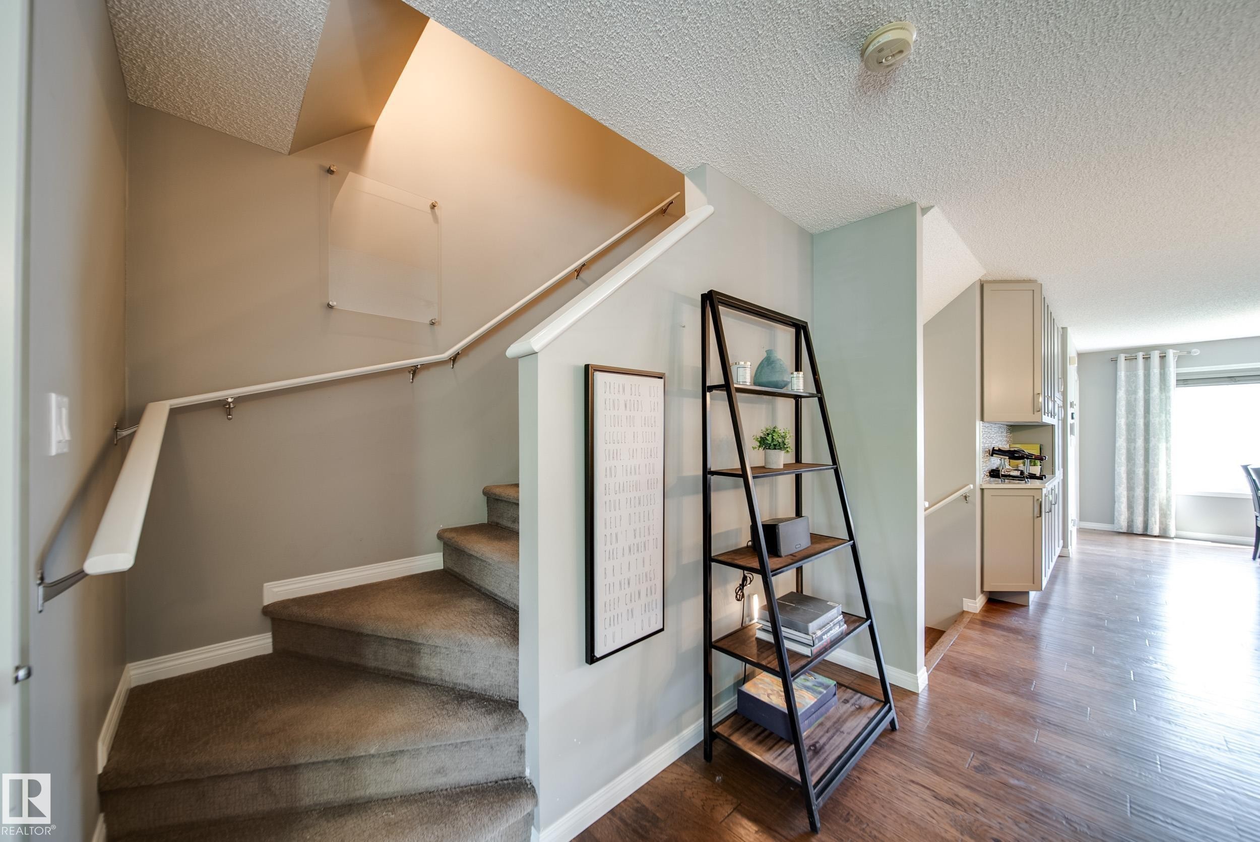 3365 Orchards Link, Edmonton, AB - Indoor Photo Showing Other Room