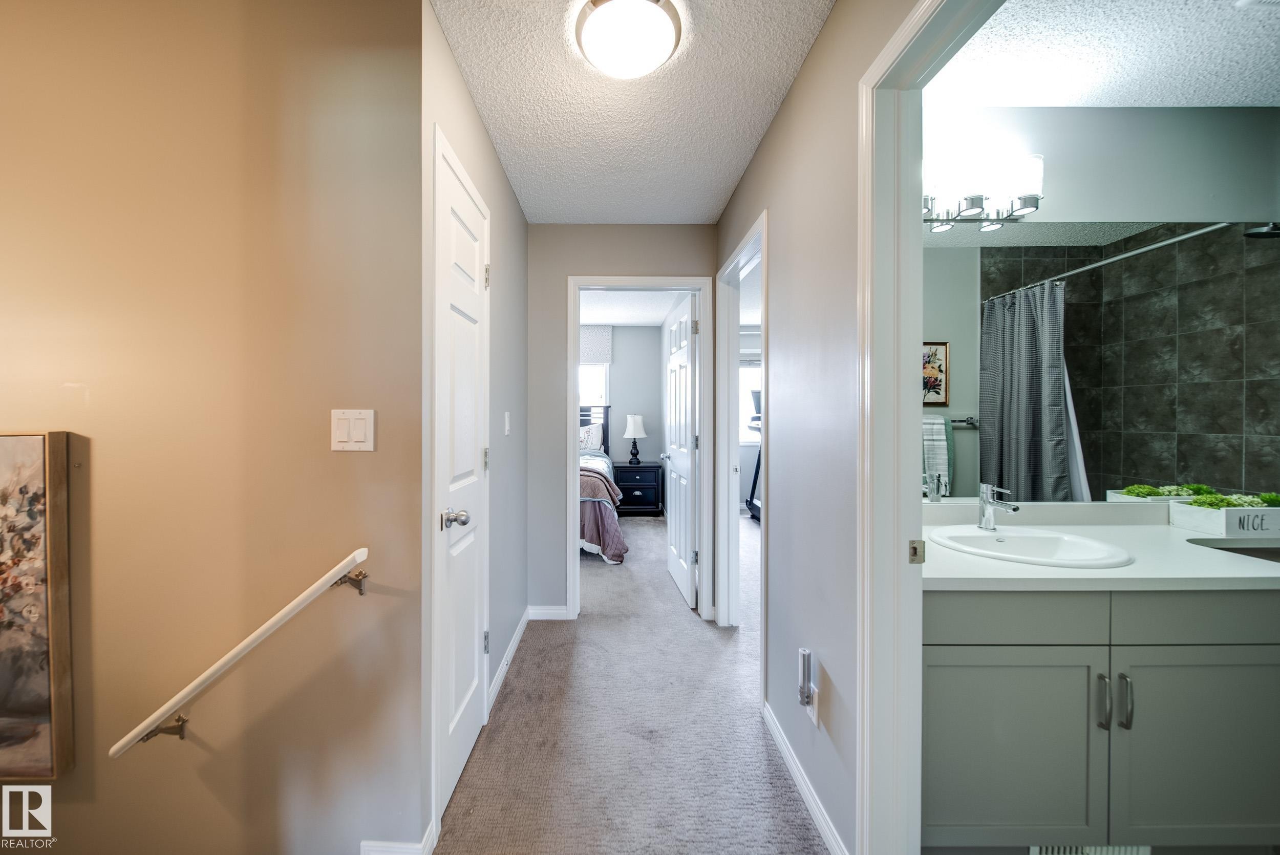 3365 Orchards Link, Edmonton, AB - Indoor Photo Showing Bathroom