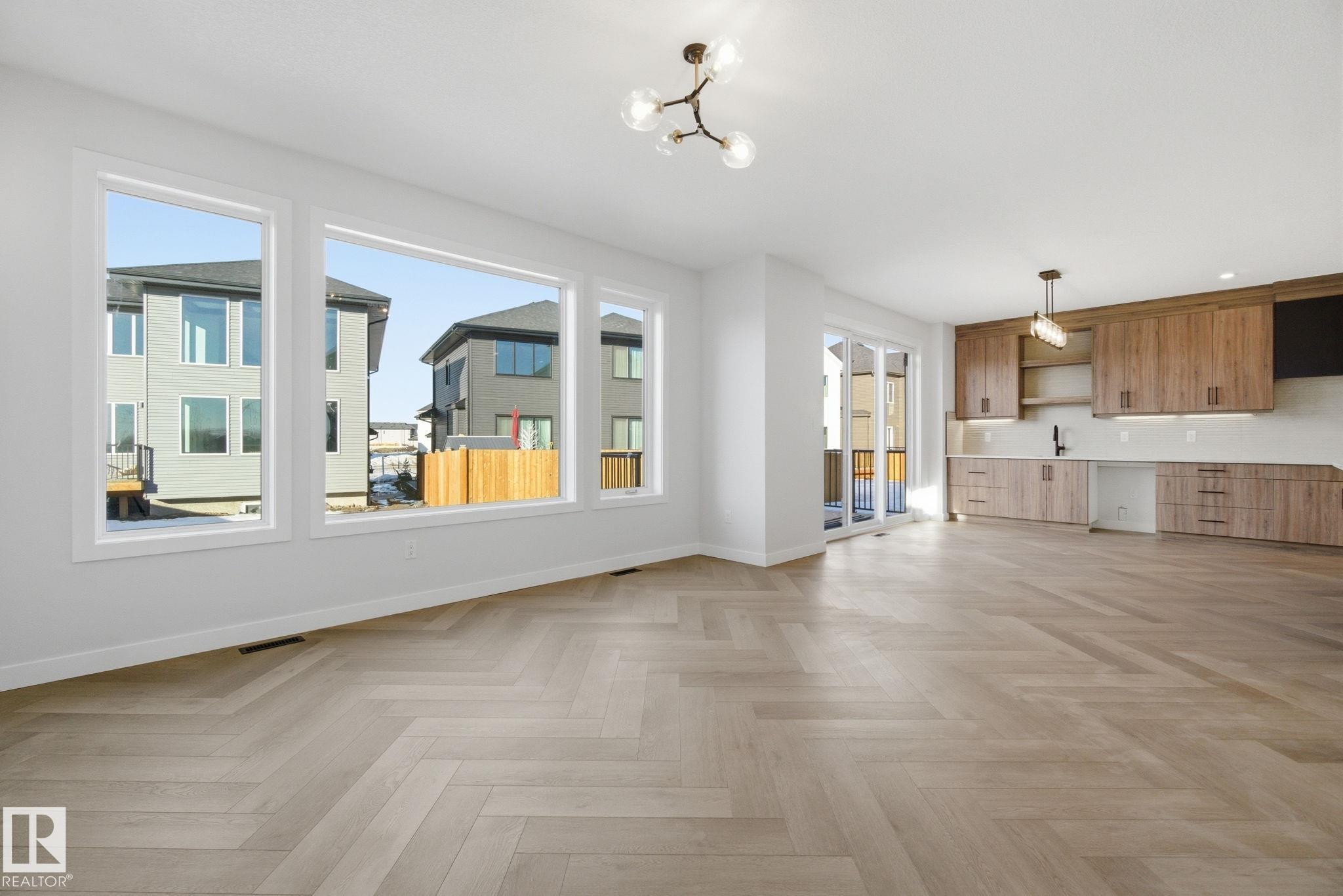 17108 2 Street, Edmonton, AB - Indoor