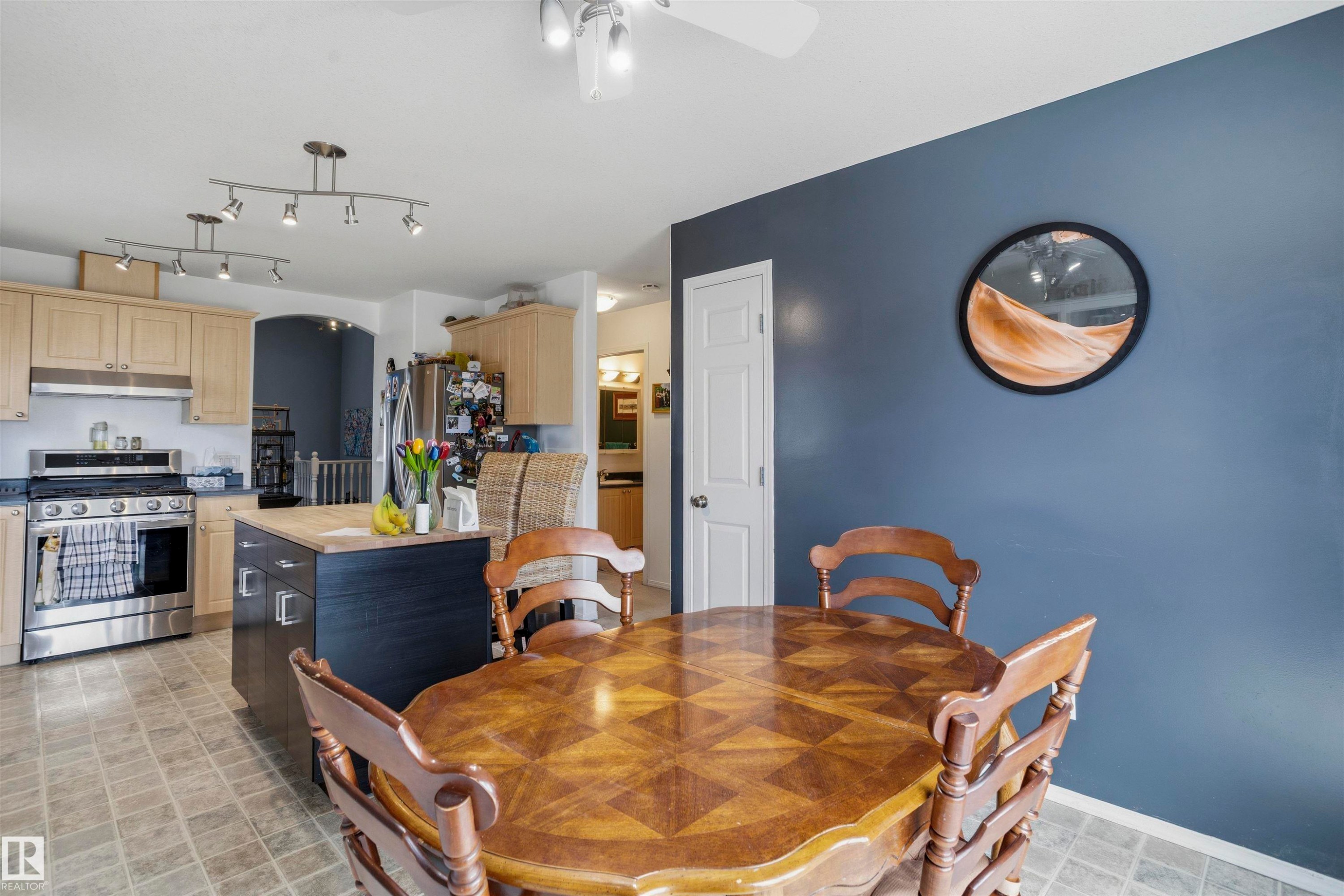 11 Egerland Place, Stony Plain, AB - Indoor Photo Showing Other Room