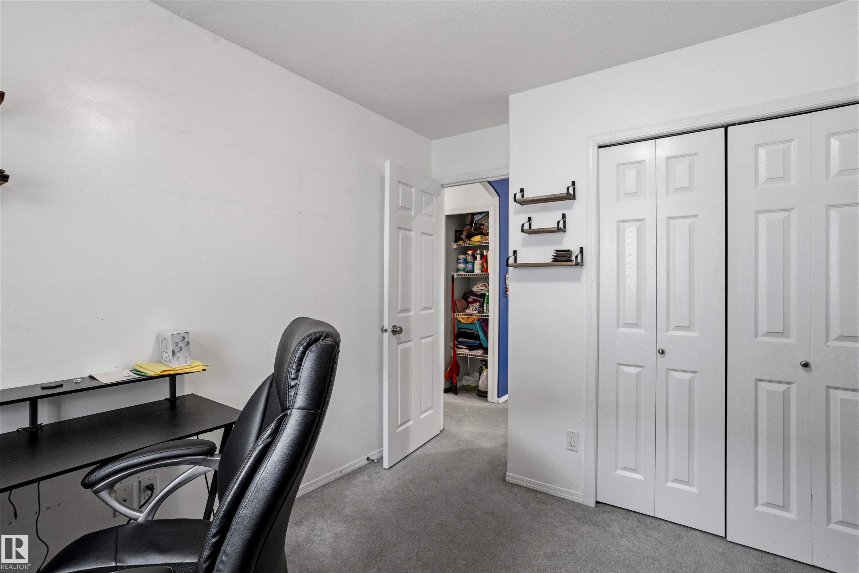 11 Egerland Place, Stony Plain, AB - Indoor Photo Showing Office