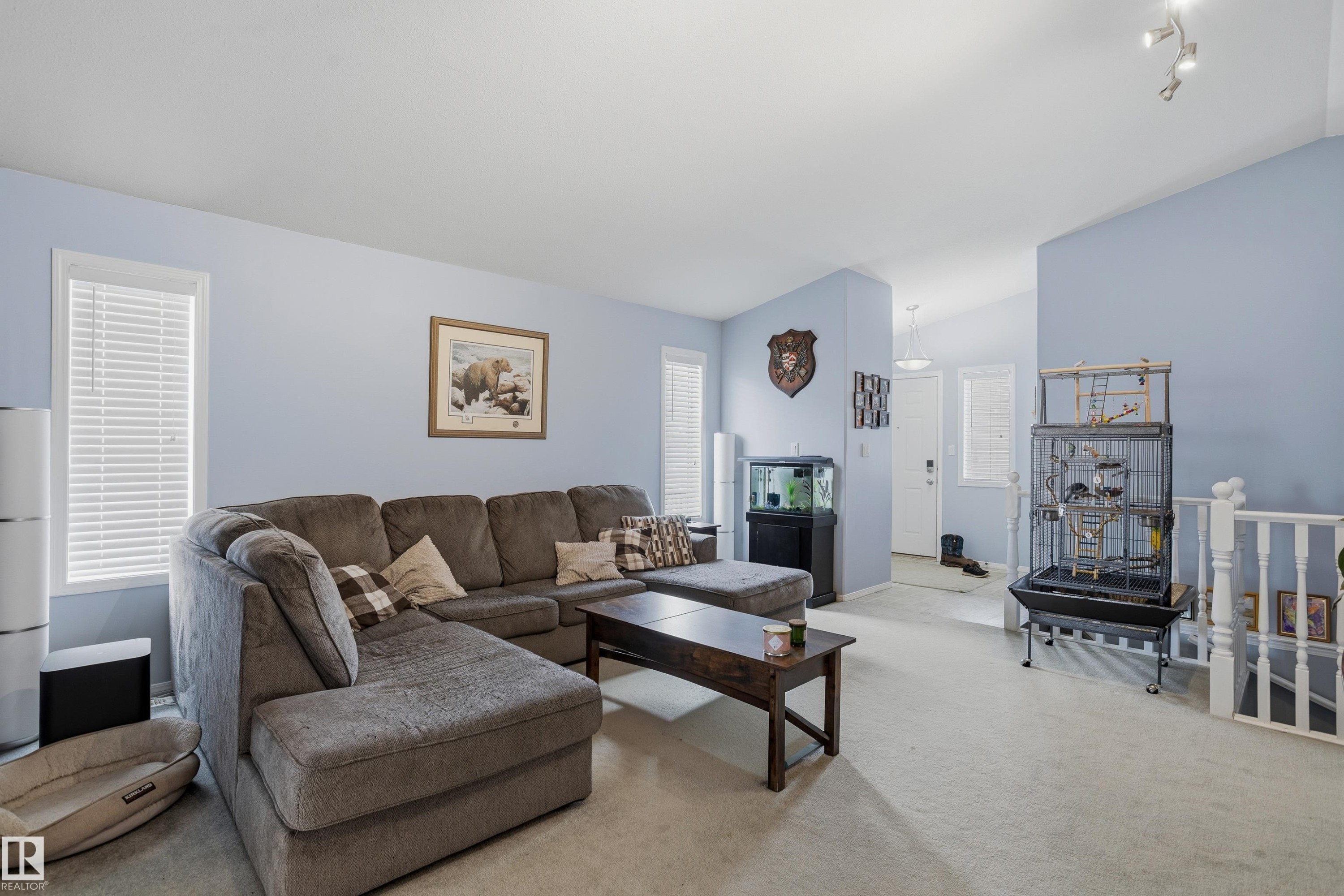 11 Egerland Place, Stony Plain, AB - Indoor Photo Showing Living Room