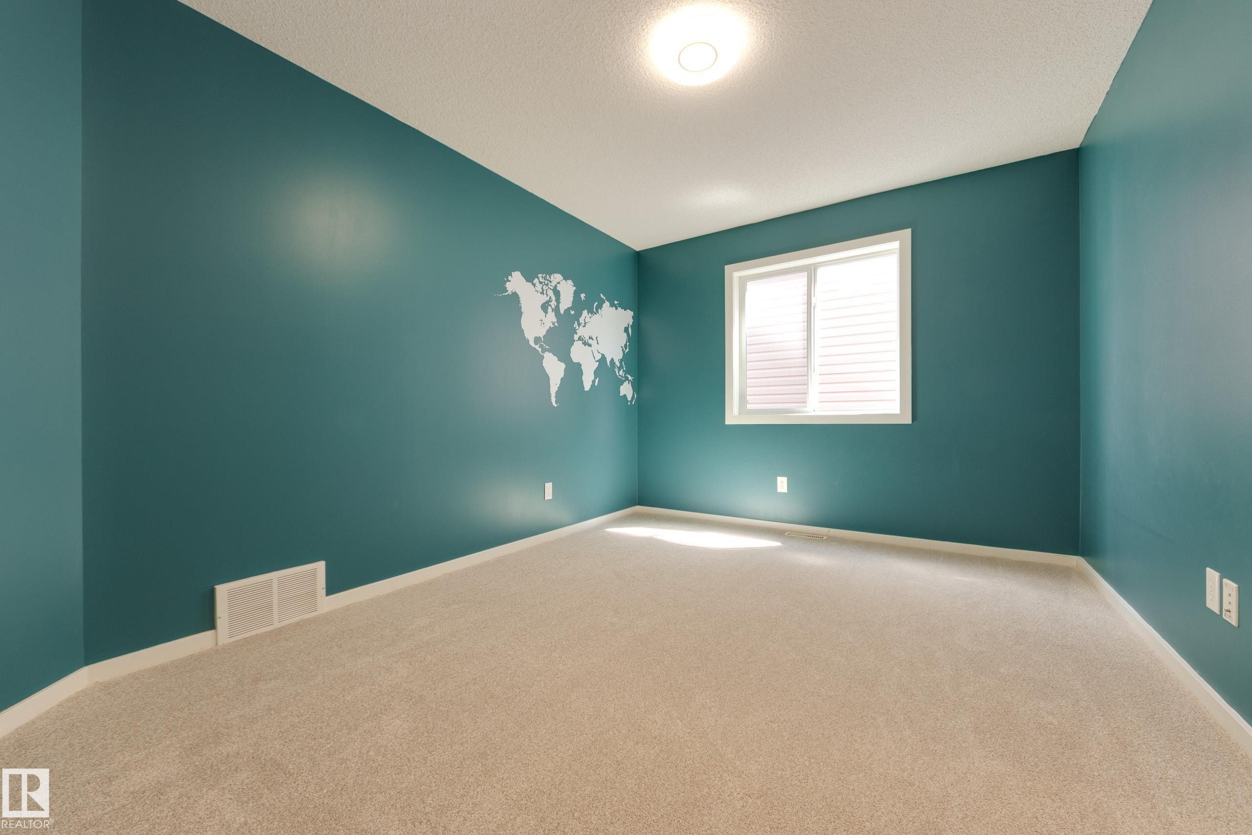 3005 Spence Wynd, Edmonton, AB - Indoor Photo Showing Other Room