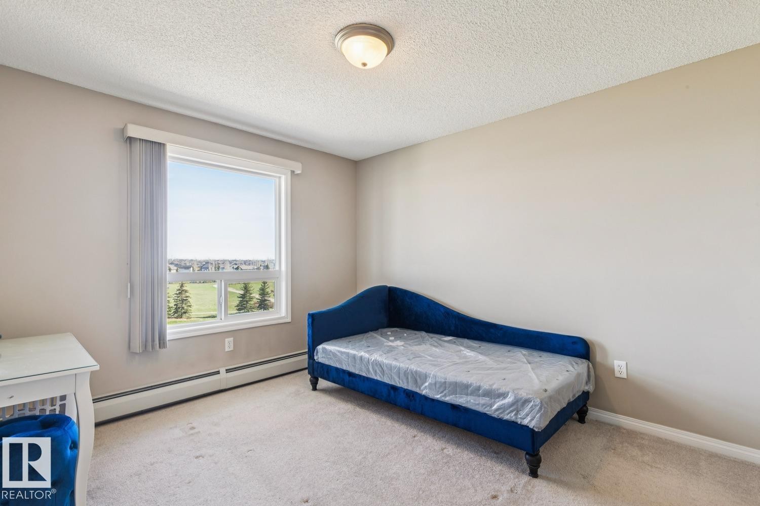 7419 7327 South Terwillegar Drive, Edmonton, AB - Indoor Photo Showing Bedroom