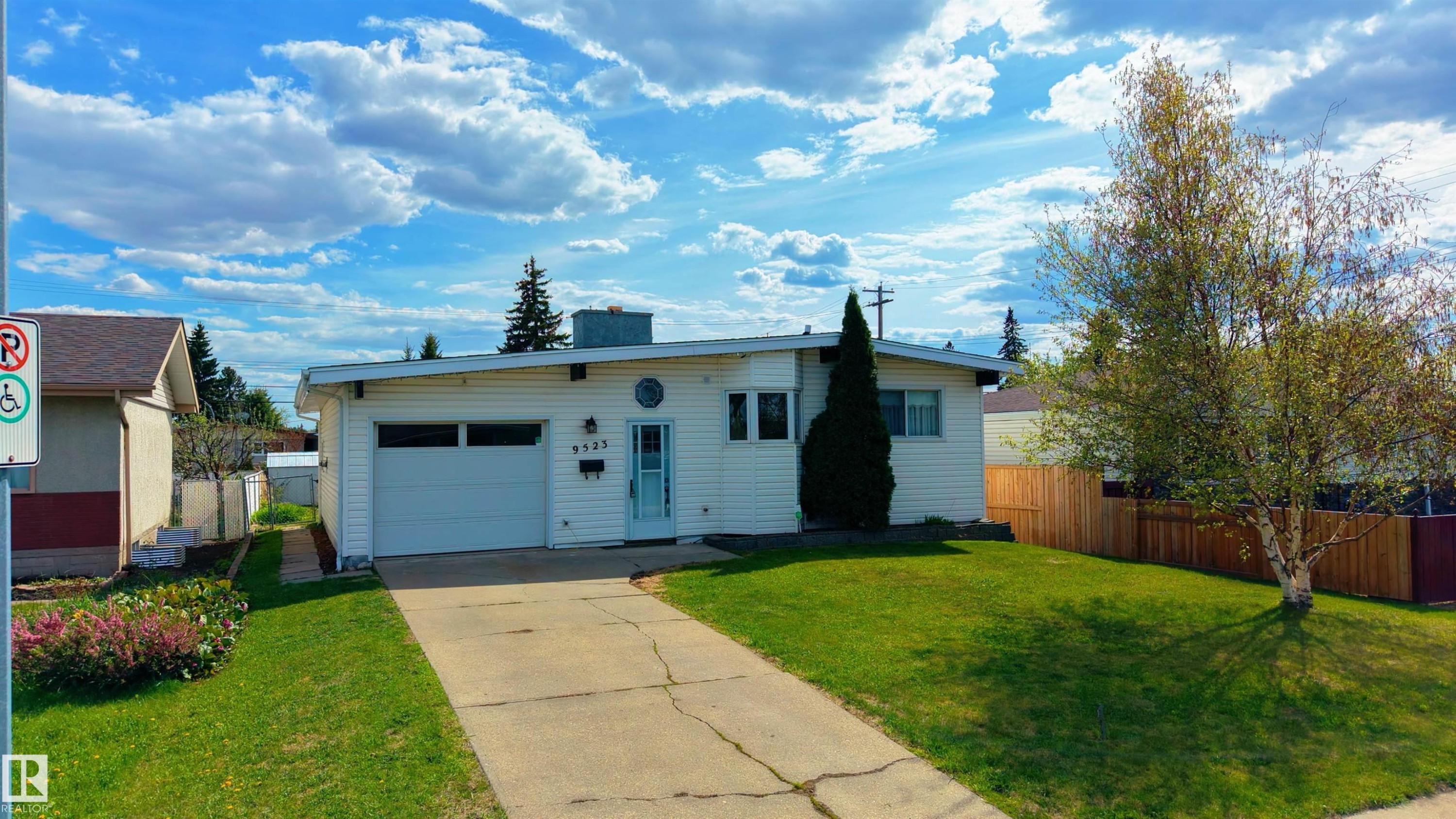 9523 134 Avenue, Edmonton, AB - Outdoor