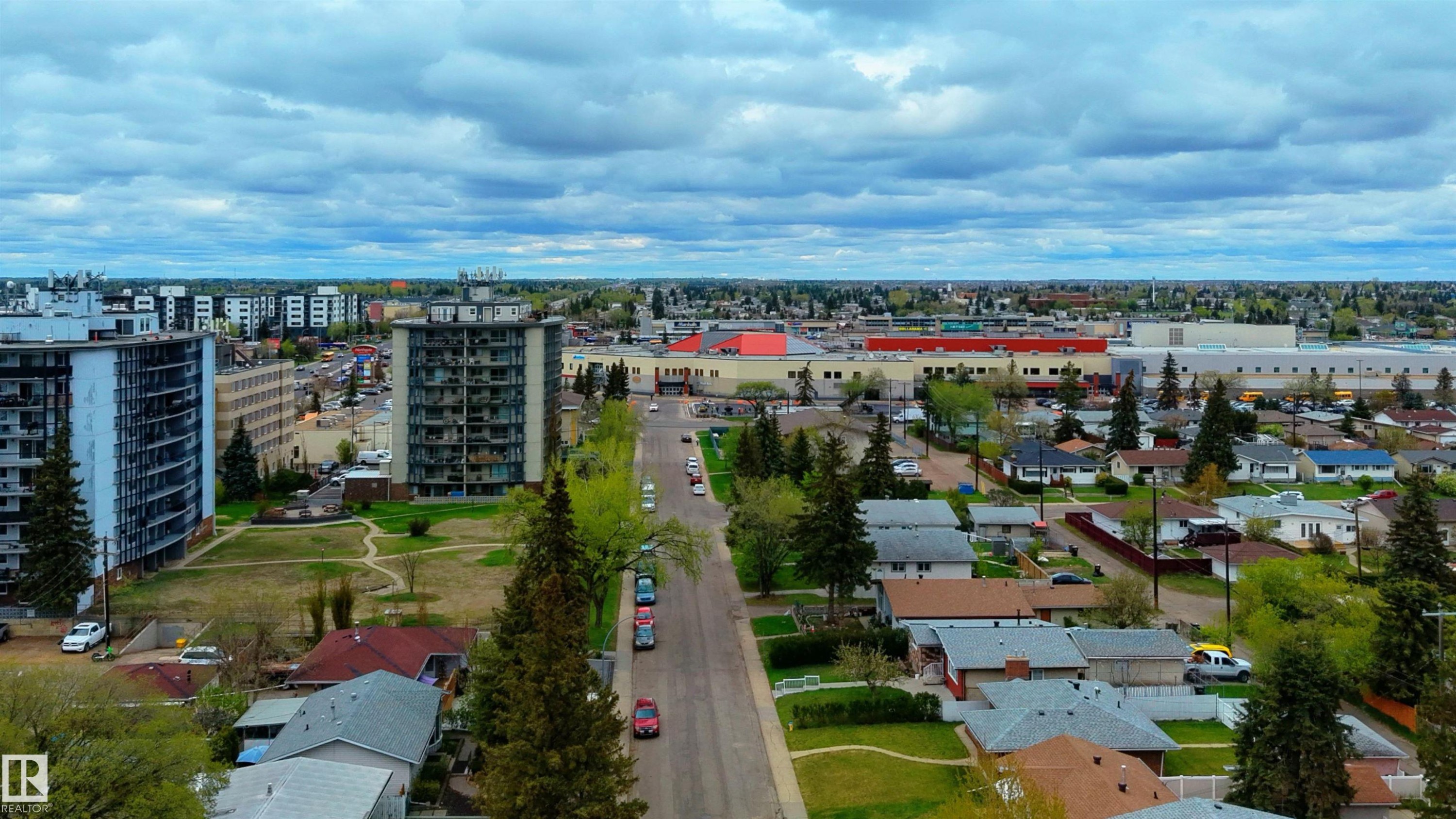 9523 134 Avenue, Edmonton, AB - Outdoor With View