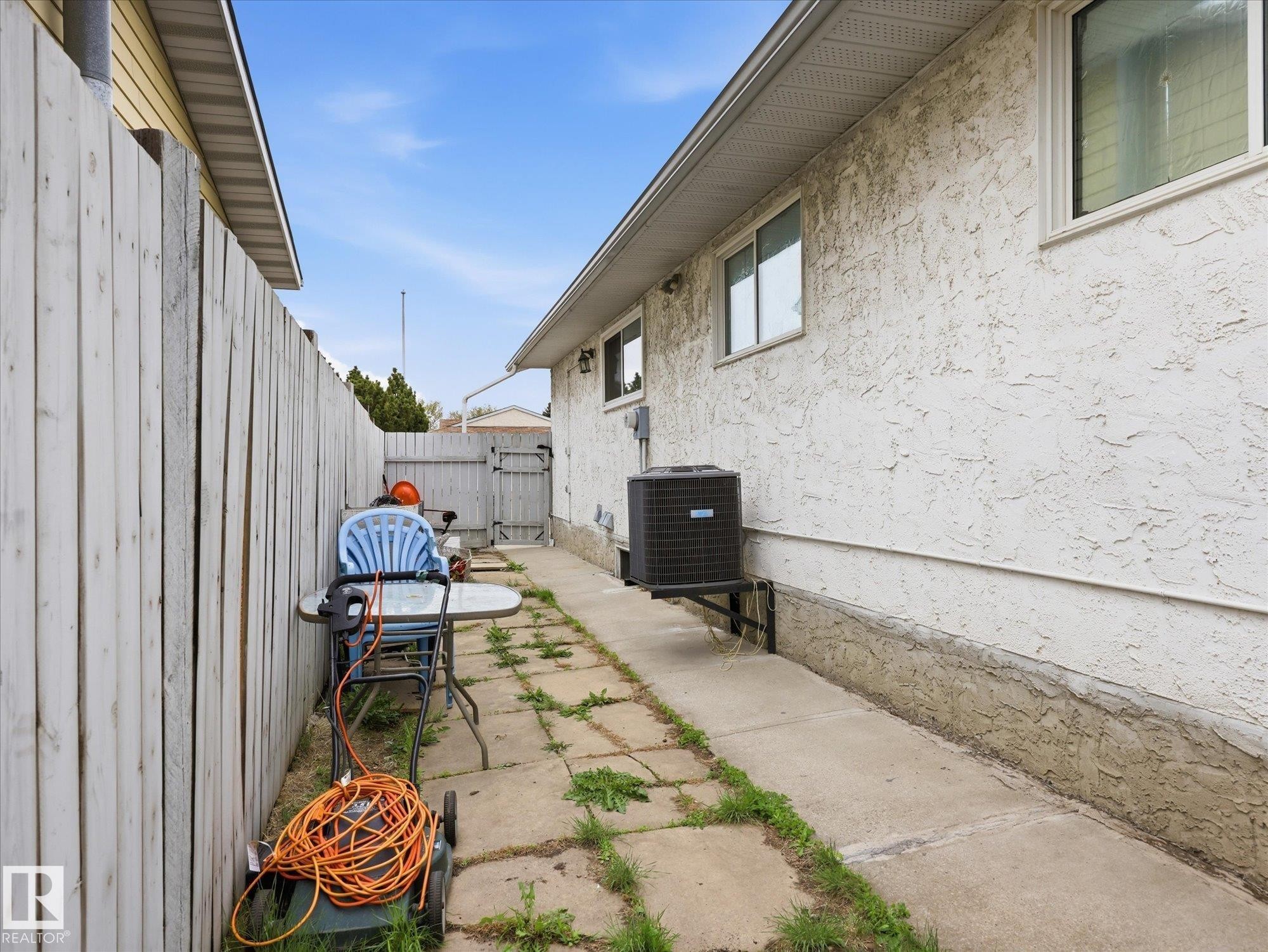 14320 117 Street, Edmonton, AB - Outdoor With Exterior