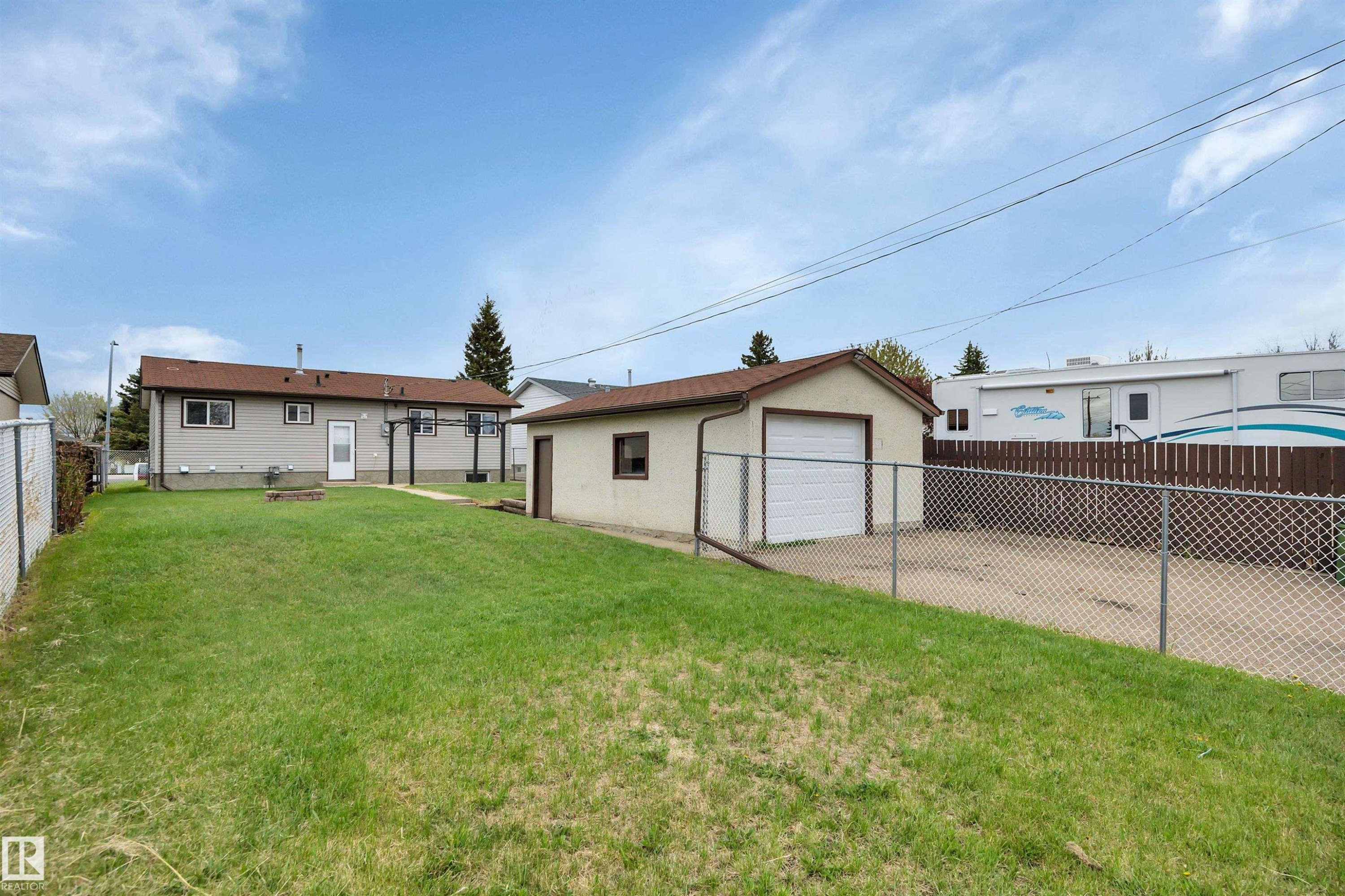 13432 58 Street, Edmonton, AB - Outdoor