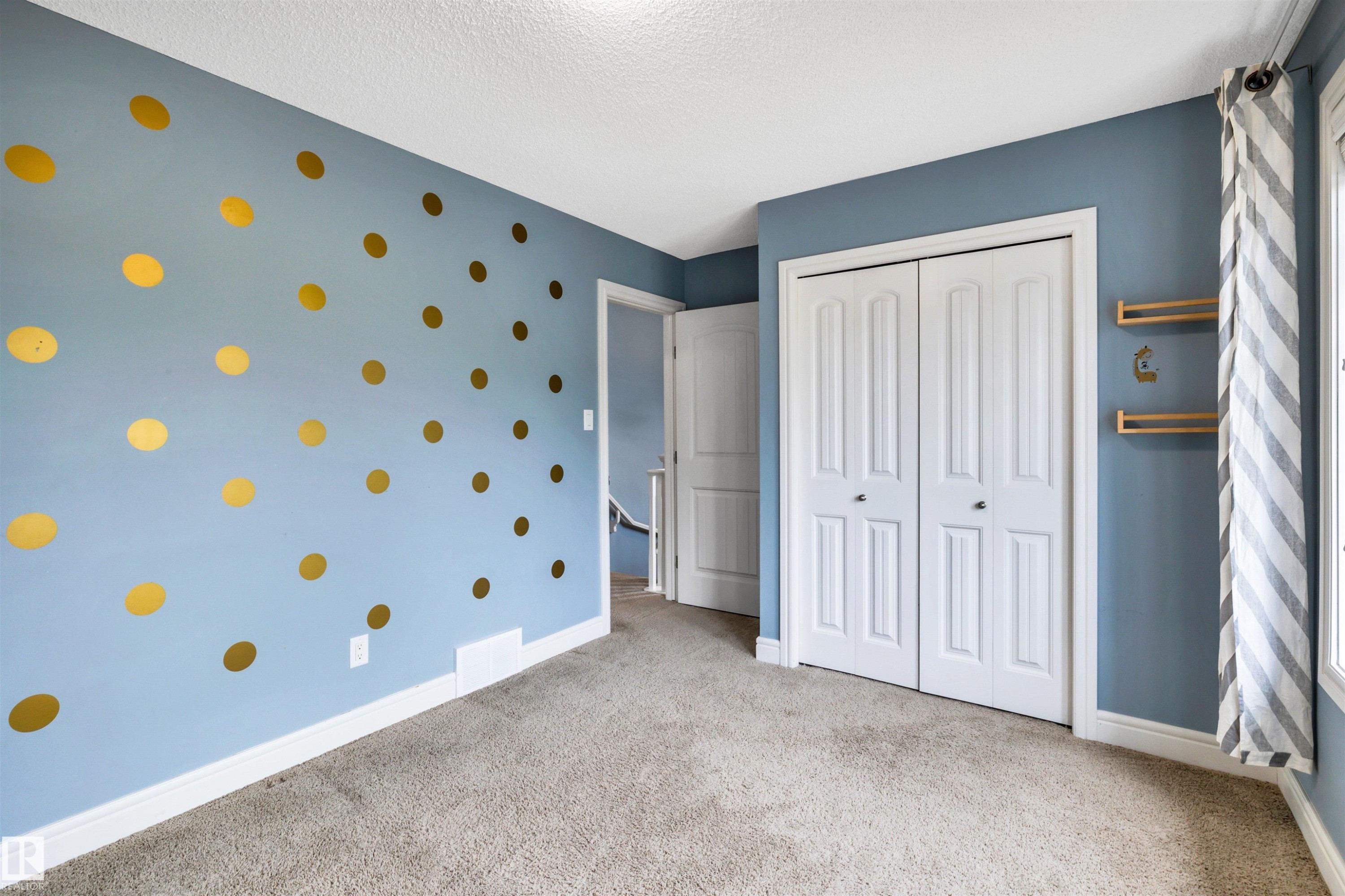 2429 Austin Crescent, Edmonton, AB - Indoor