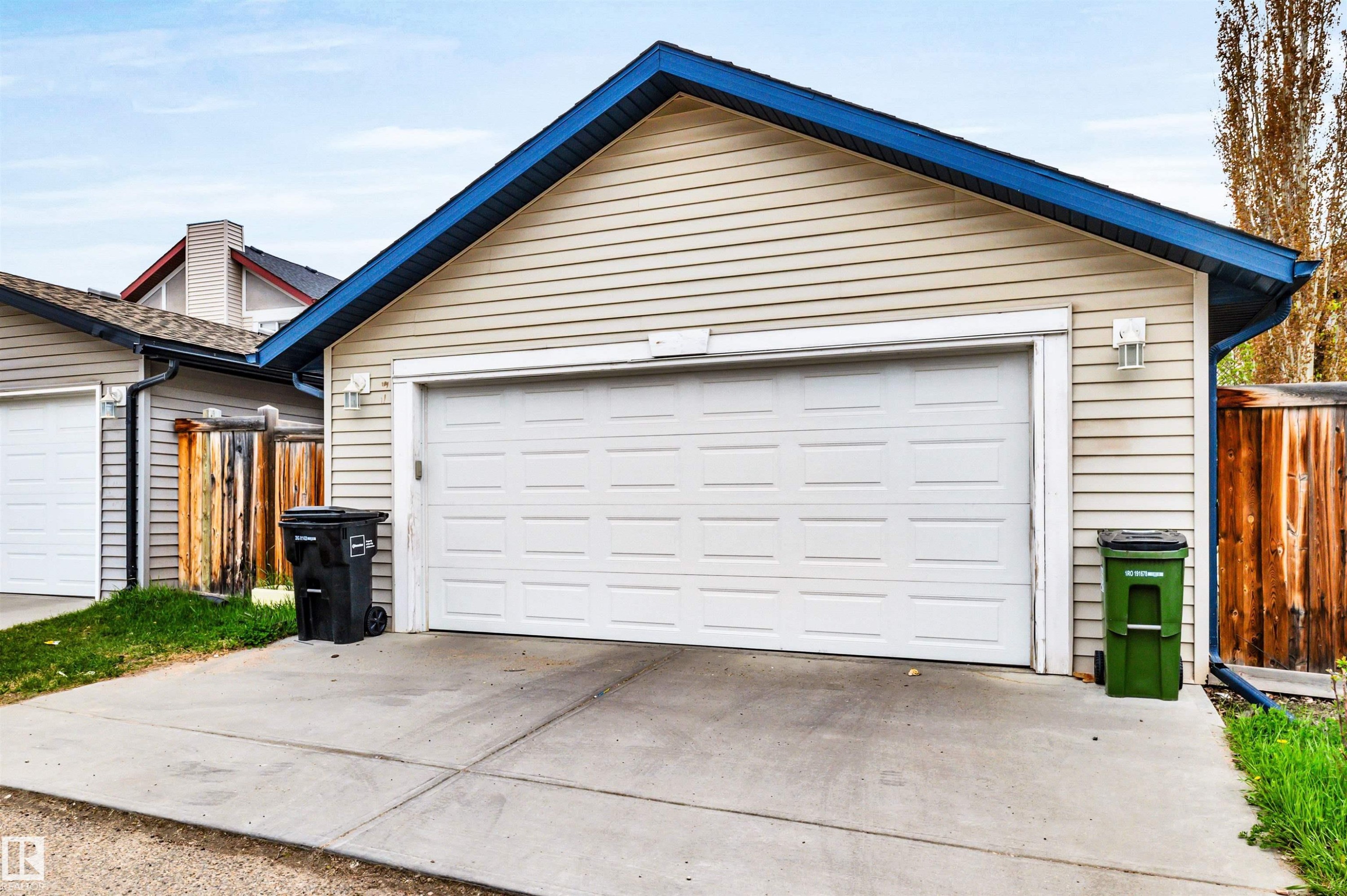 2429 Austin Crescent, Edmonton, AB - Outdoor With Exterior