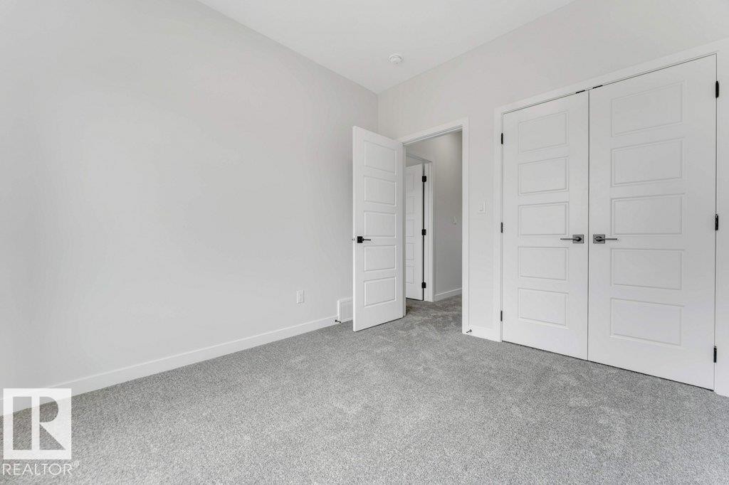 1847 Crossbill Loop Nw, Edmonton, AB - Indoor Photo Showing Other Room