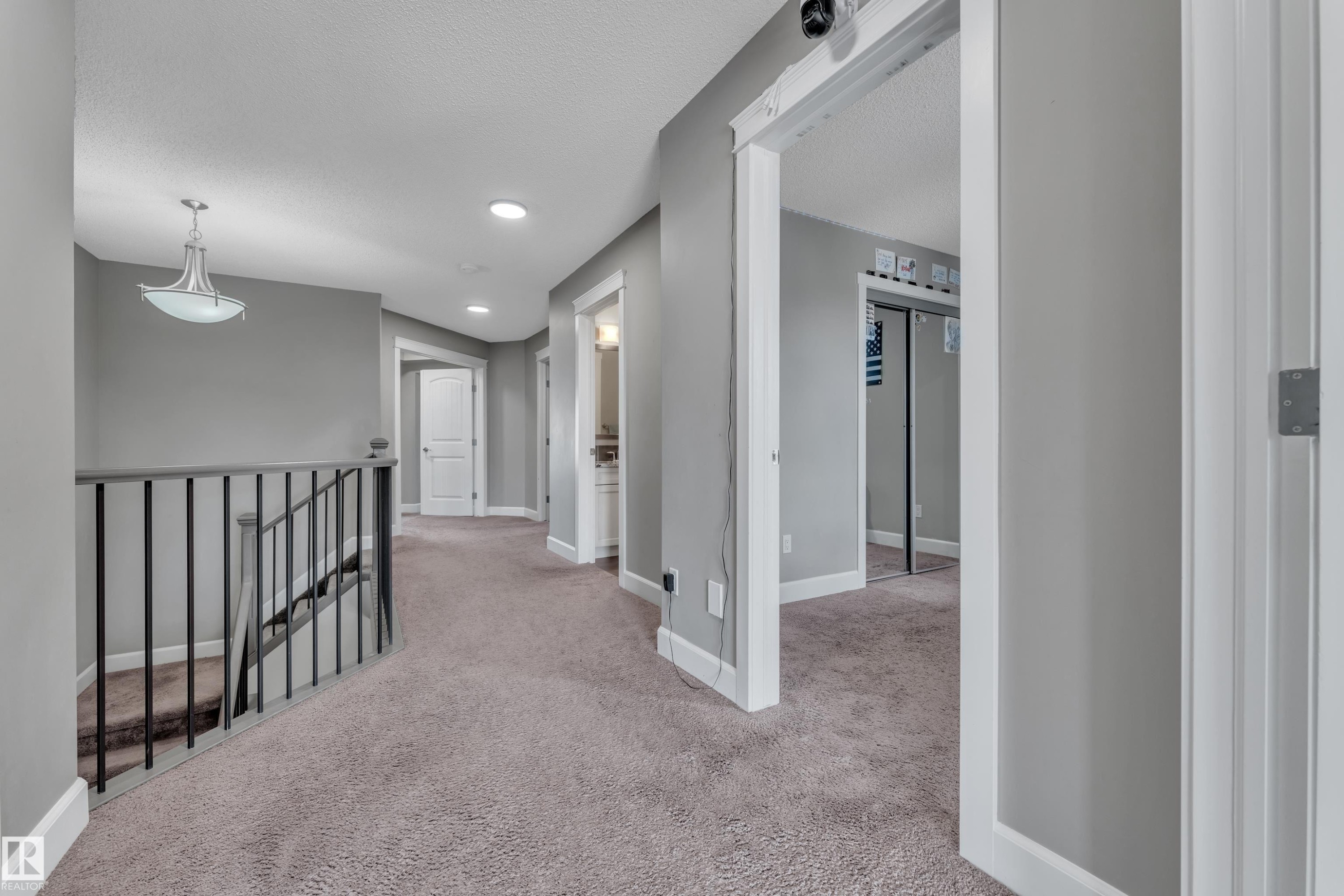 3203 Winspear Crescent, Edmonton, AB - Indoor Photo Showing Other Room