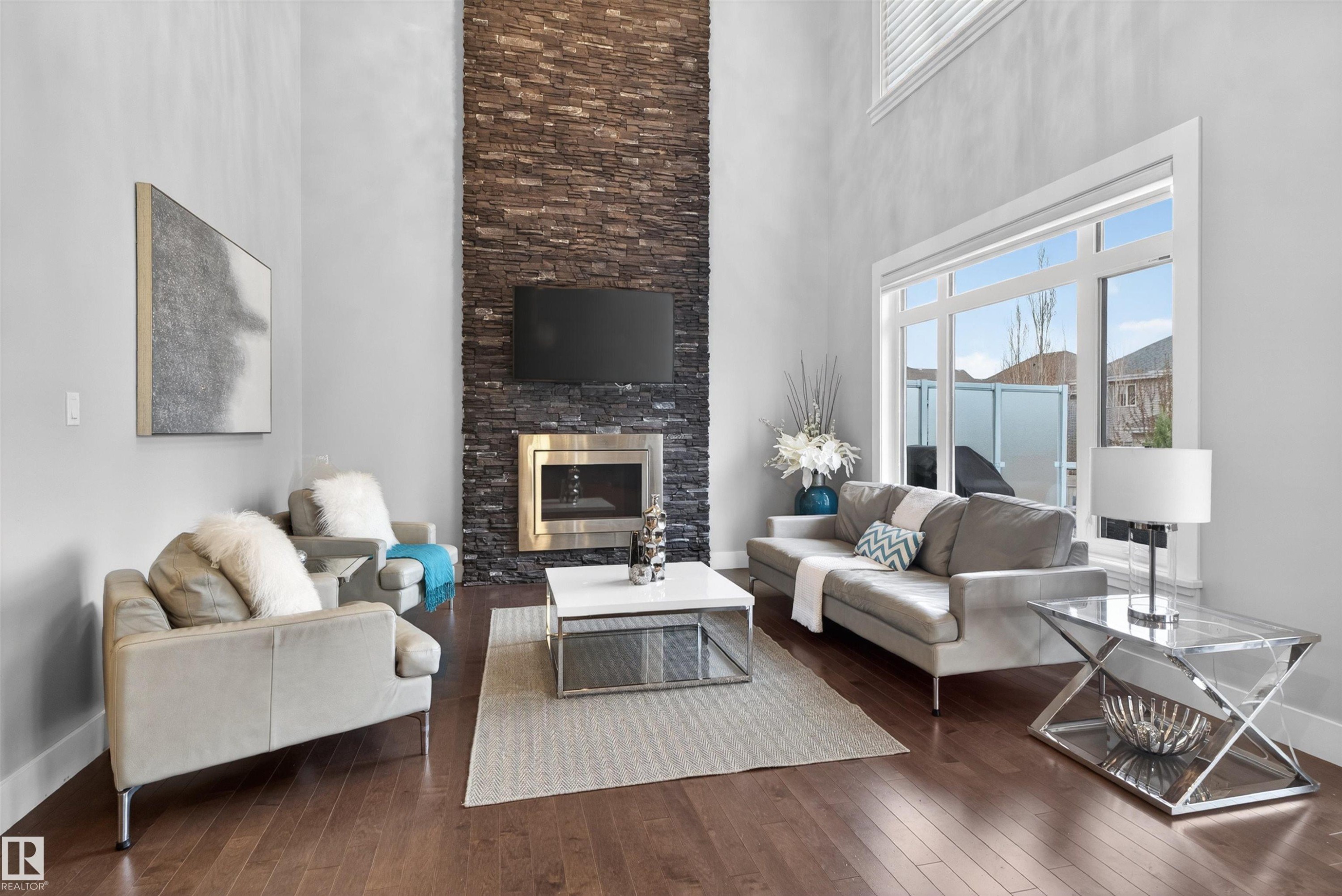 9012 24 Avenue, Edmonton, AB