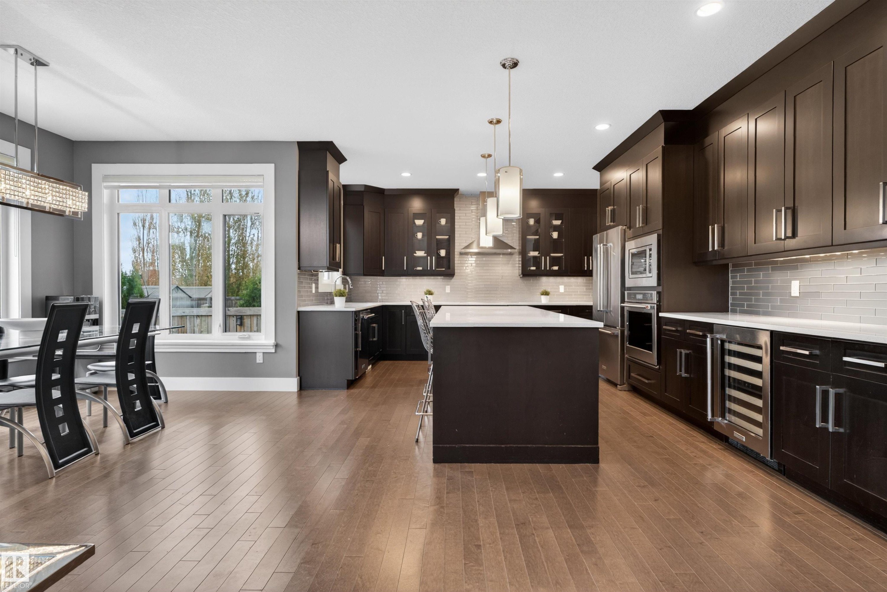 9012 24 Avenue, Edmonton, AB