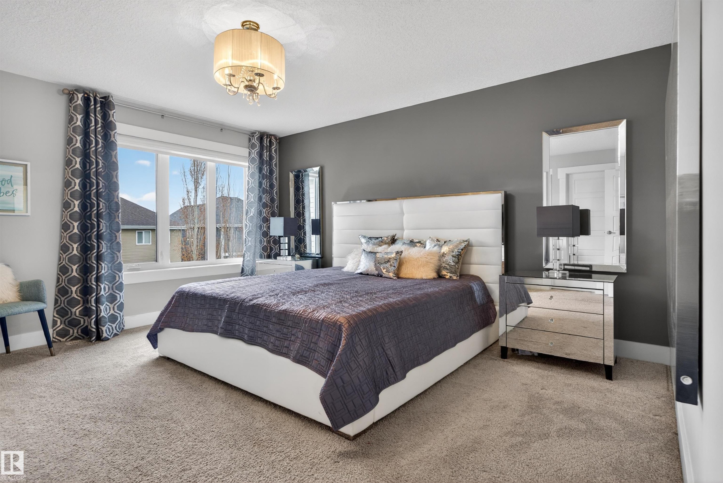 9012 24 Avenue, Edmonton, AB