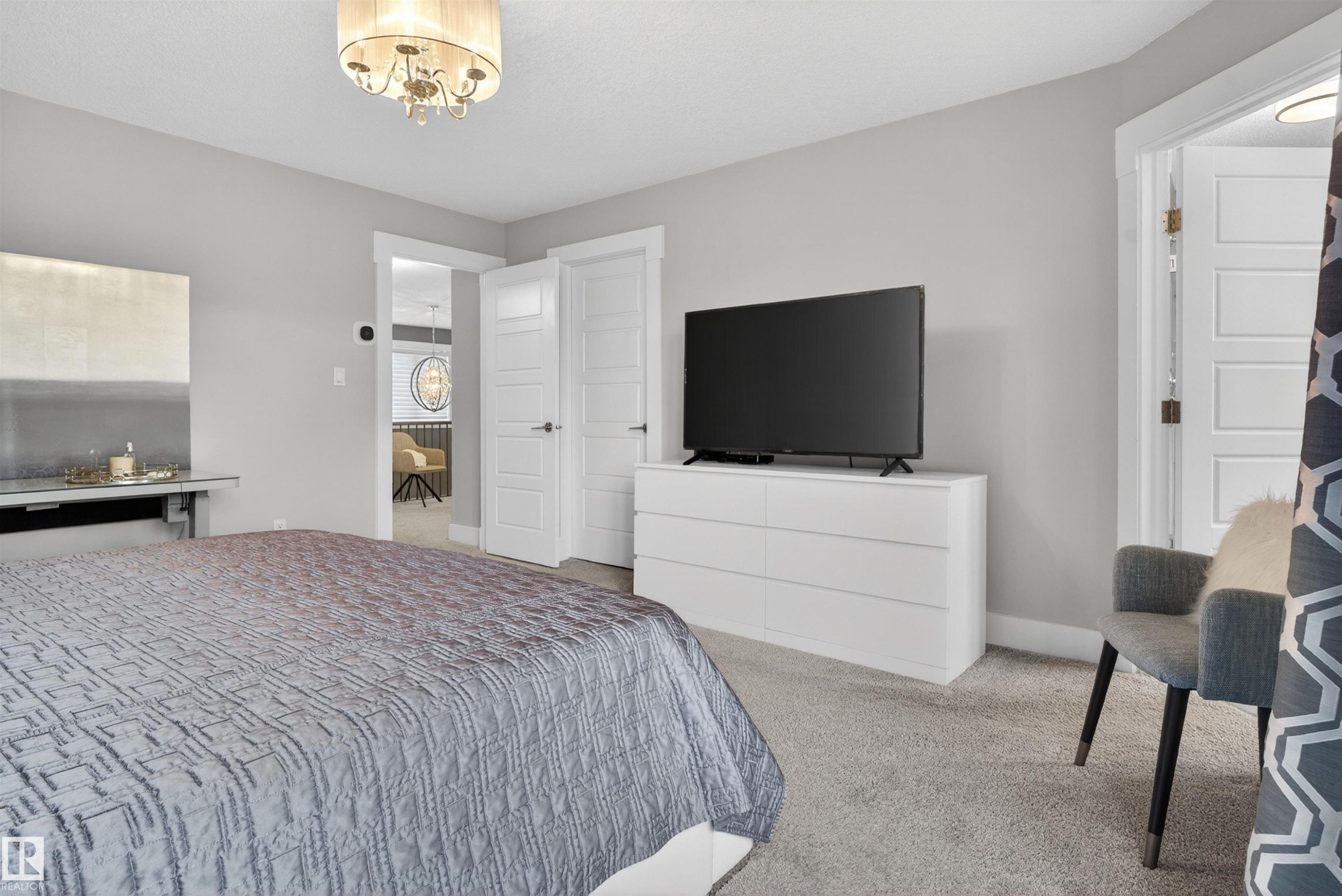 9012 24 Avenue, Edmonton, AB