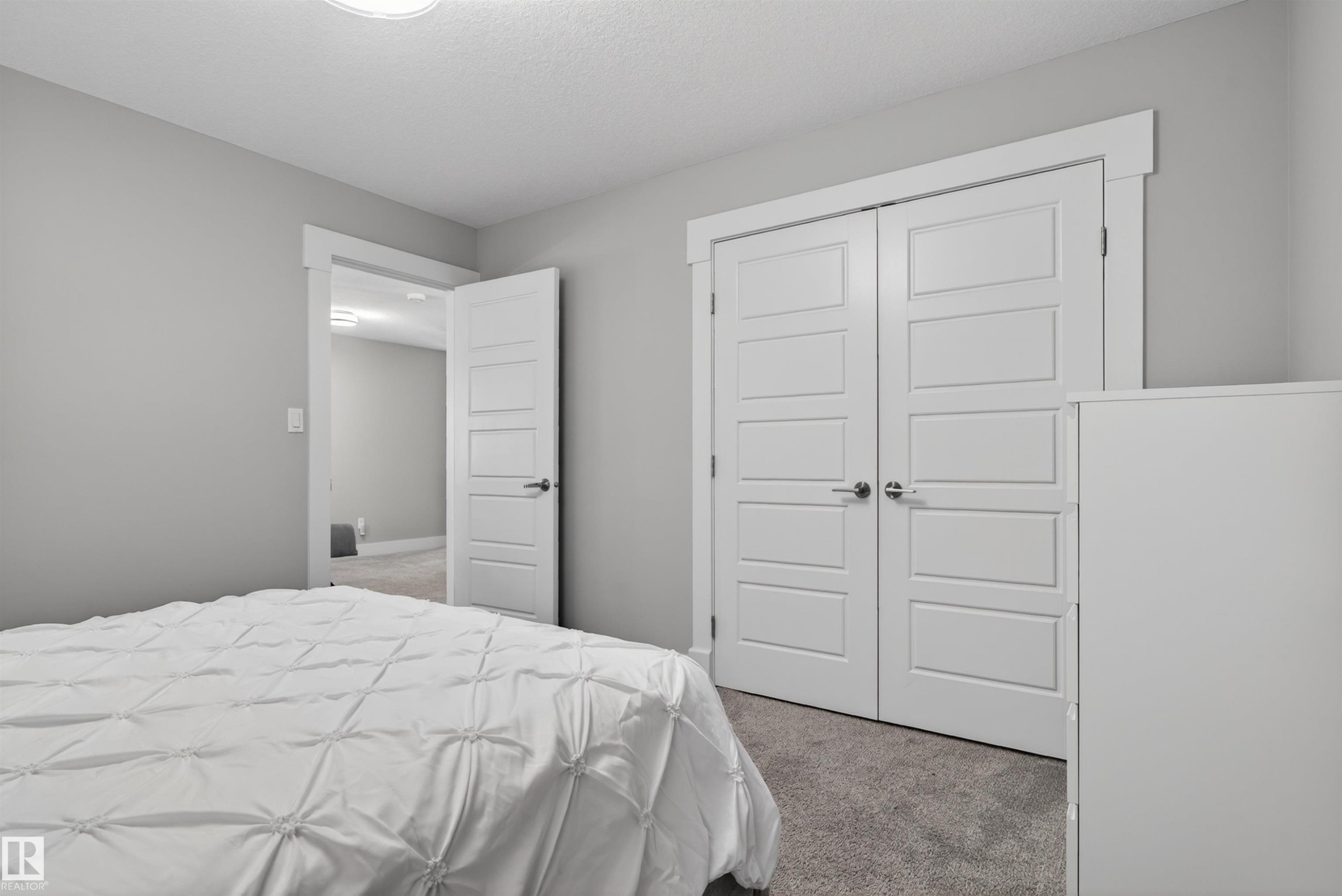 9012 24 Avenue, Edmonton, AB