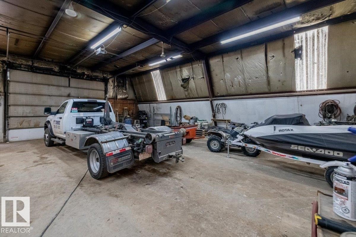4411 209 Street Nw, Edmonton, AB - Indoor Photo Showing Garage