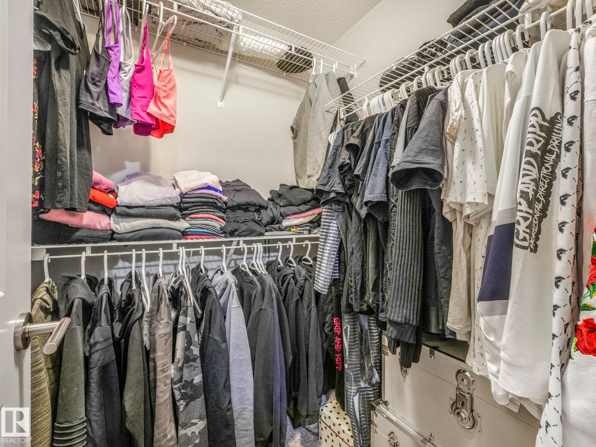 1304 Graybriar Green, Stony Plain, AB - Indoor With Storage