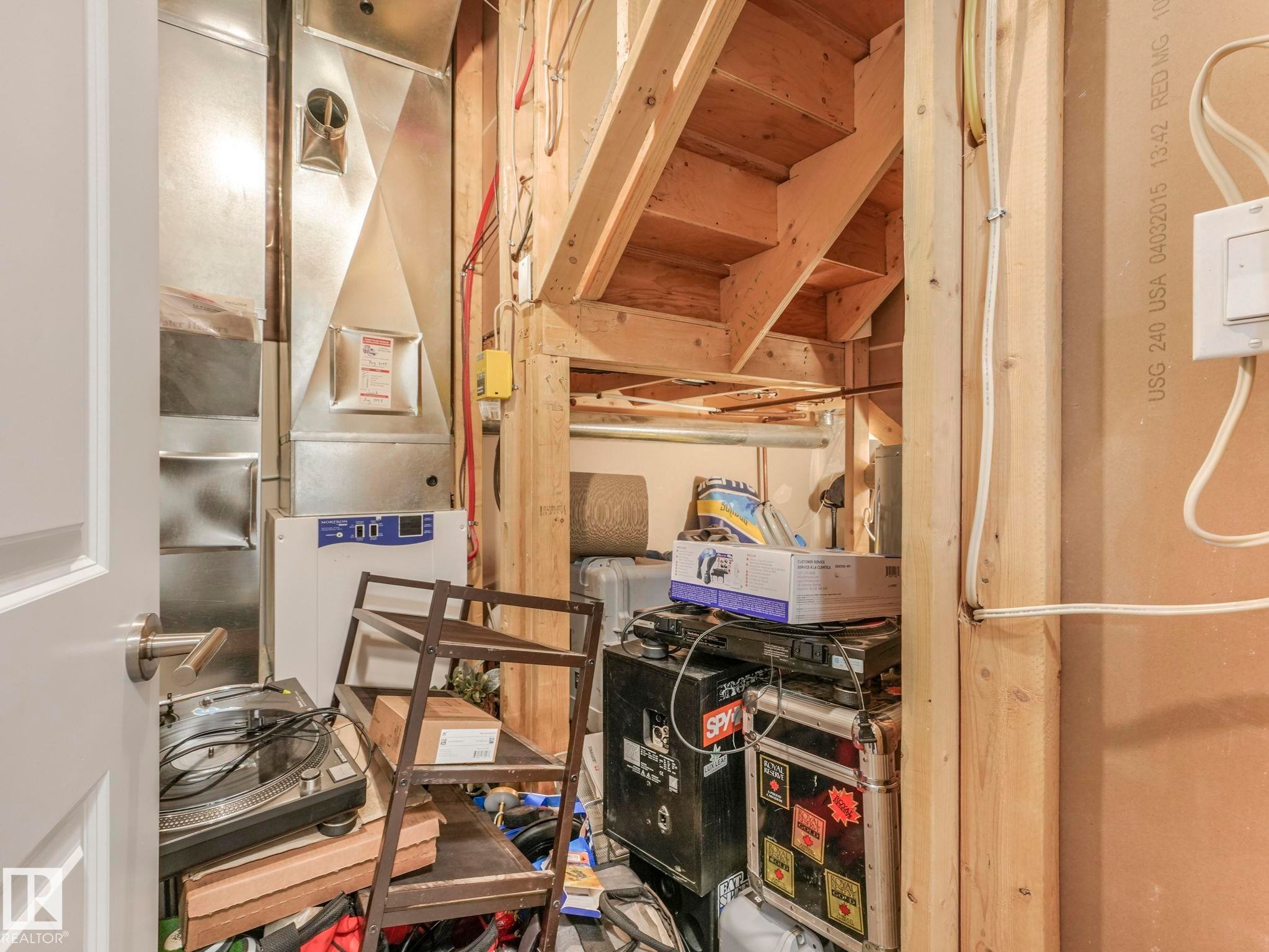 1304 Graybriar Green, Stony Plain, AB - Indoor Photo Showing Basement