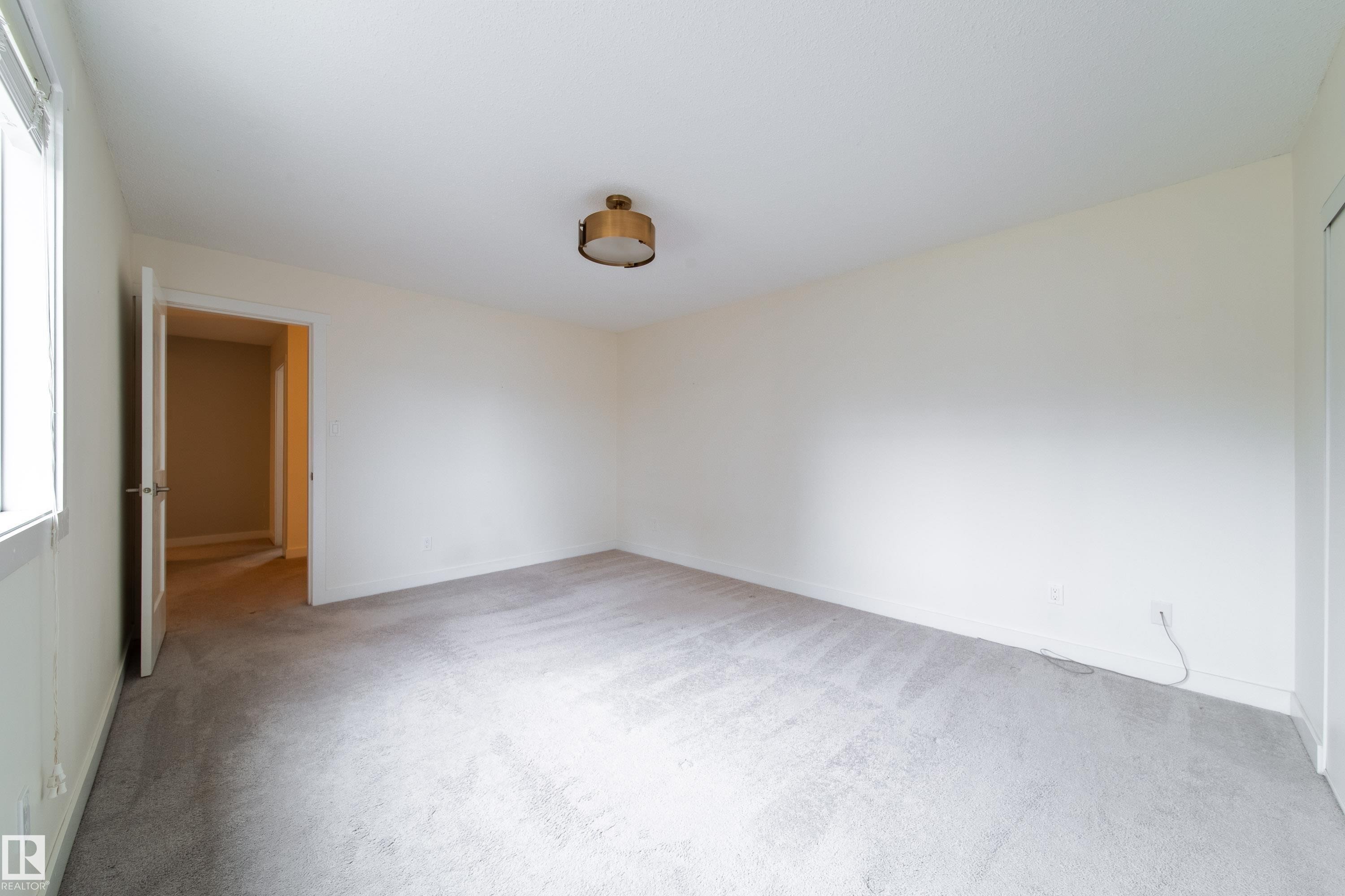 5642 148 Street, Edmonton, AB - Indoor Photo Showing Other Room
