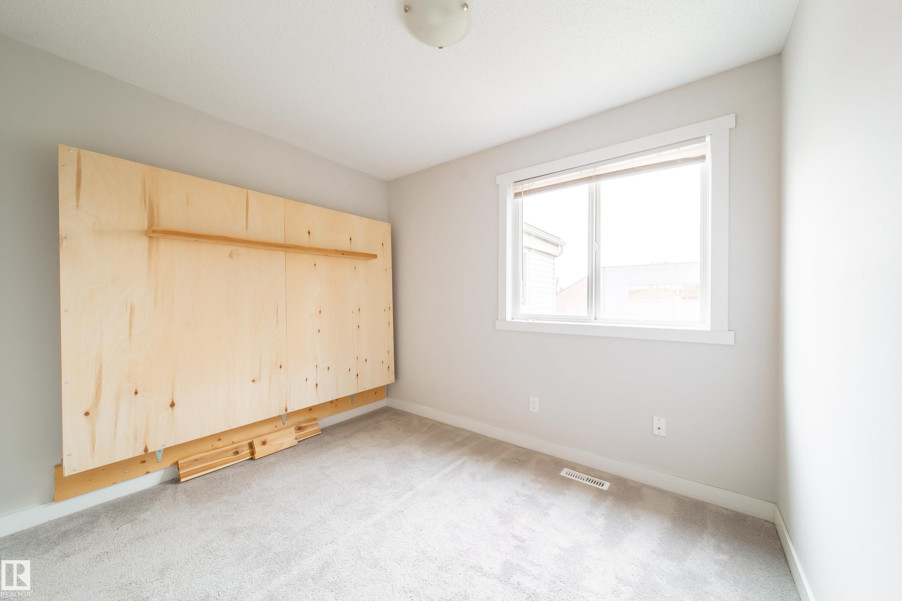 5642 148 Street, Edmonton, AB - Indoor Photo Showing Other Room