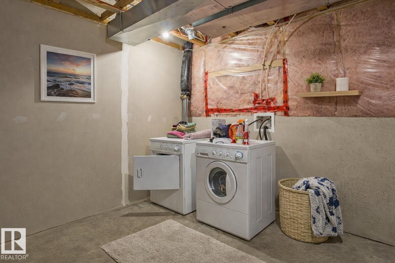 185 1804 70 Street Sw, Edmonton, AB - Indoor Photo Showing Laundry Room