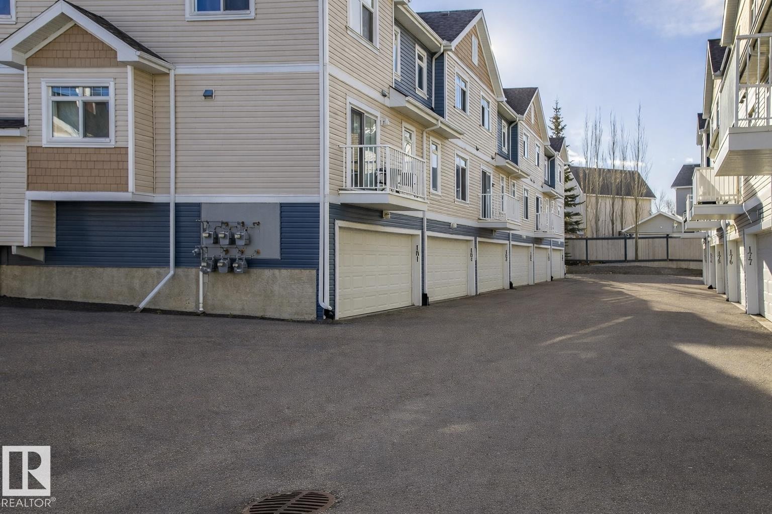 185 1804 70 Street Sw, Edmonton, AB - Outdoor