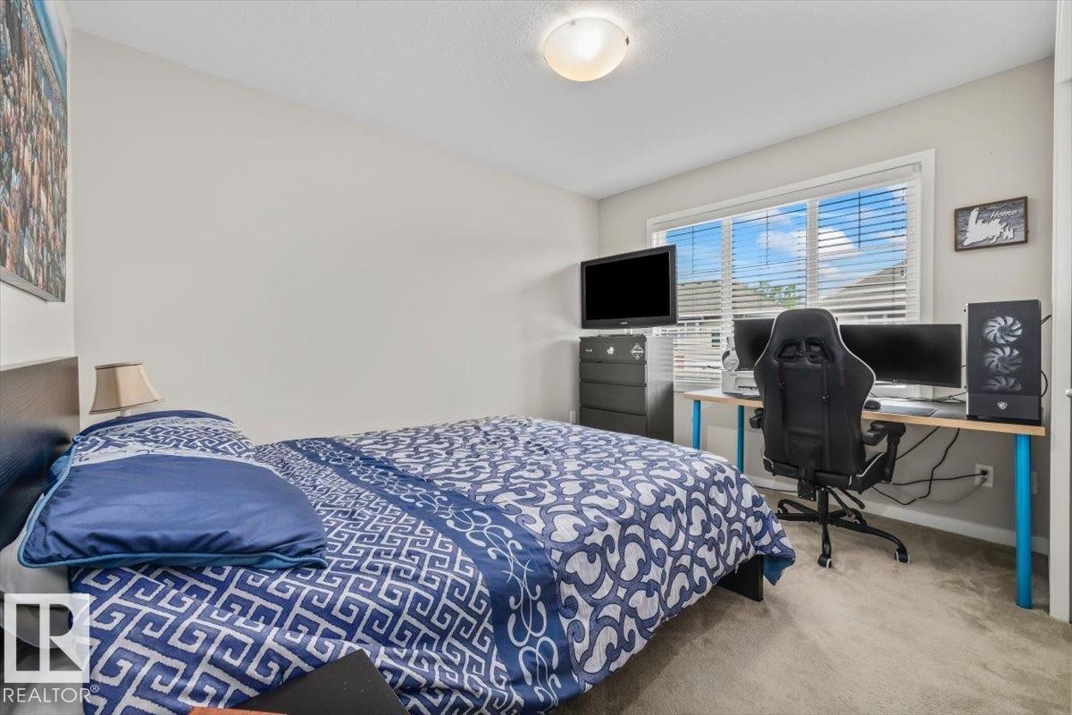 88 320 Secord Blvd, Edmonton, AB - Indoor Photo Showing Bedroom