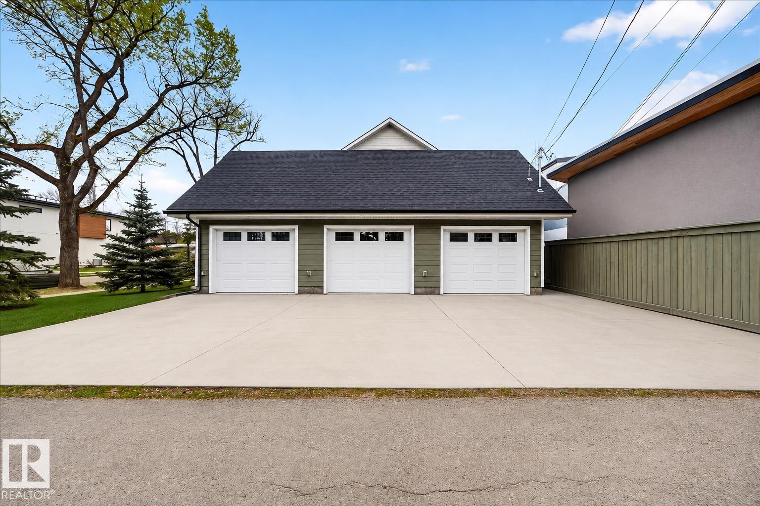 12620 106 Avenue, Edmonton, AB - Outdoor