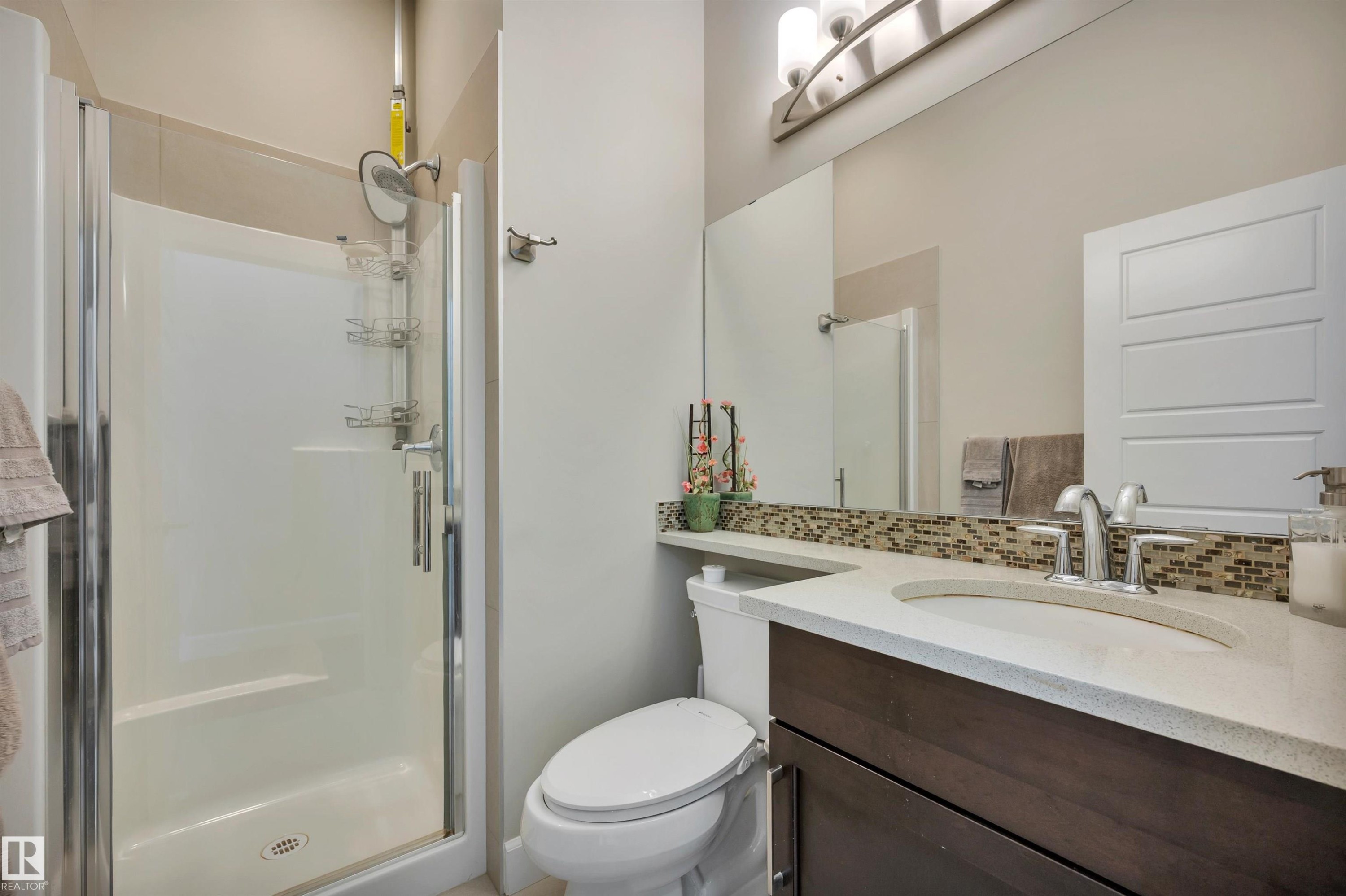 3 103 Allard Link, Edmonton, AB - Indoor Photo Showing Bathroom