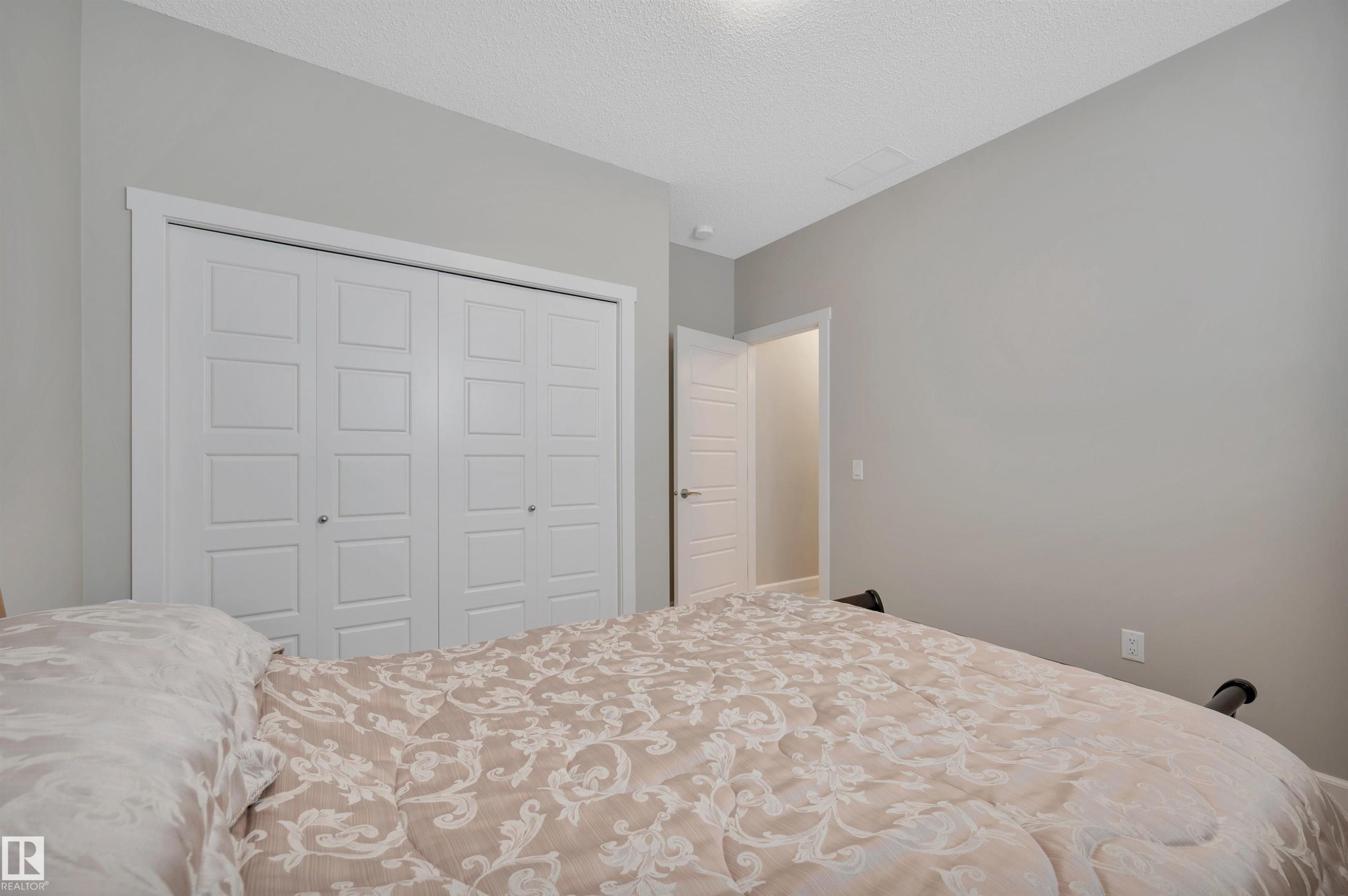 3 103 Allard Link, Edmonton, AB - Indoor Photo Showing Bedroom