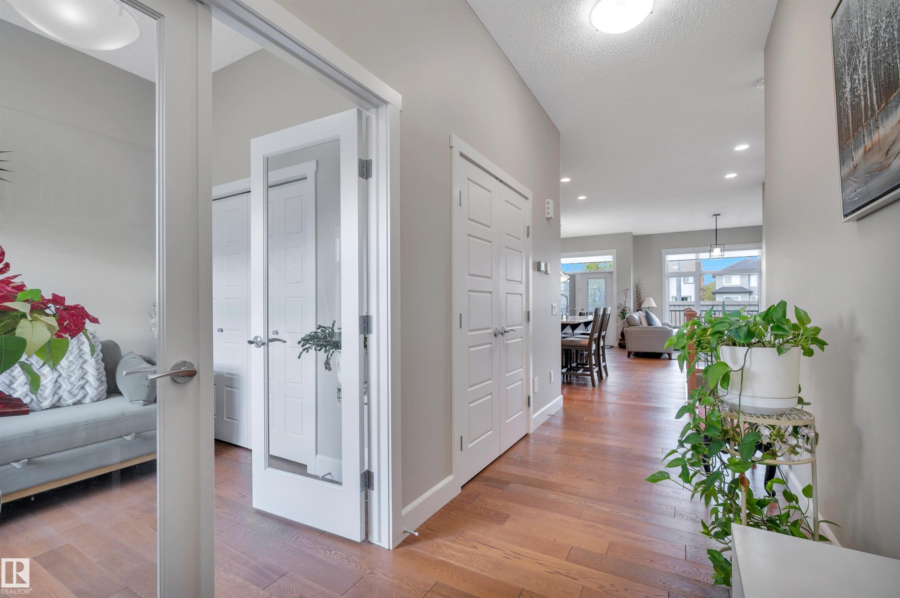 3 103 Allard Link, Edmonton, AB - Indoor Photo Showing Other Room