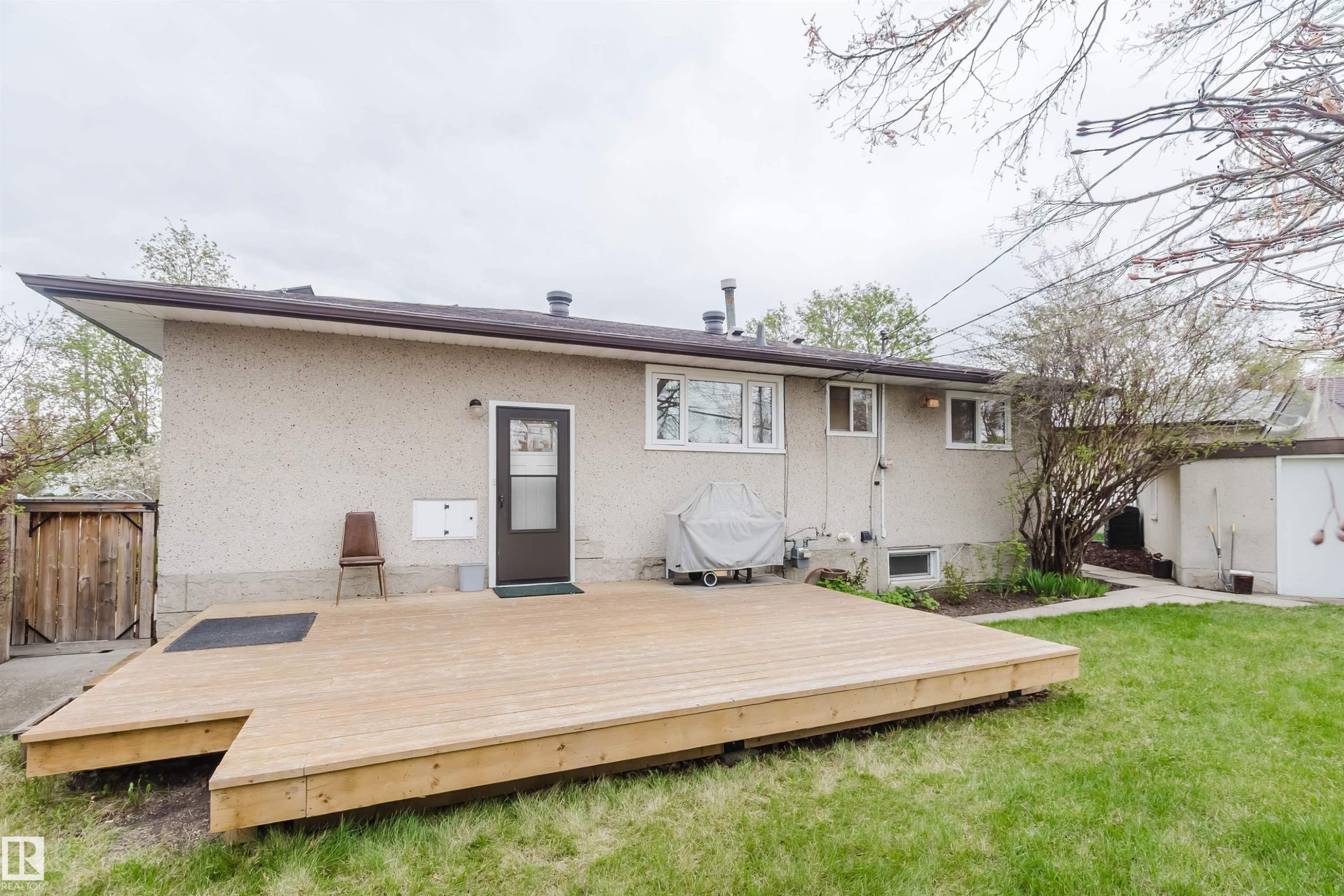 8311 160 Street, Edmonton, AB - Outdoor