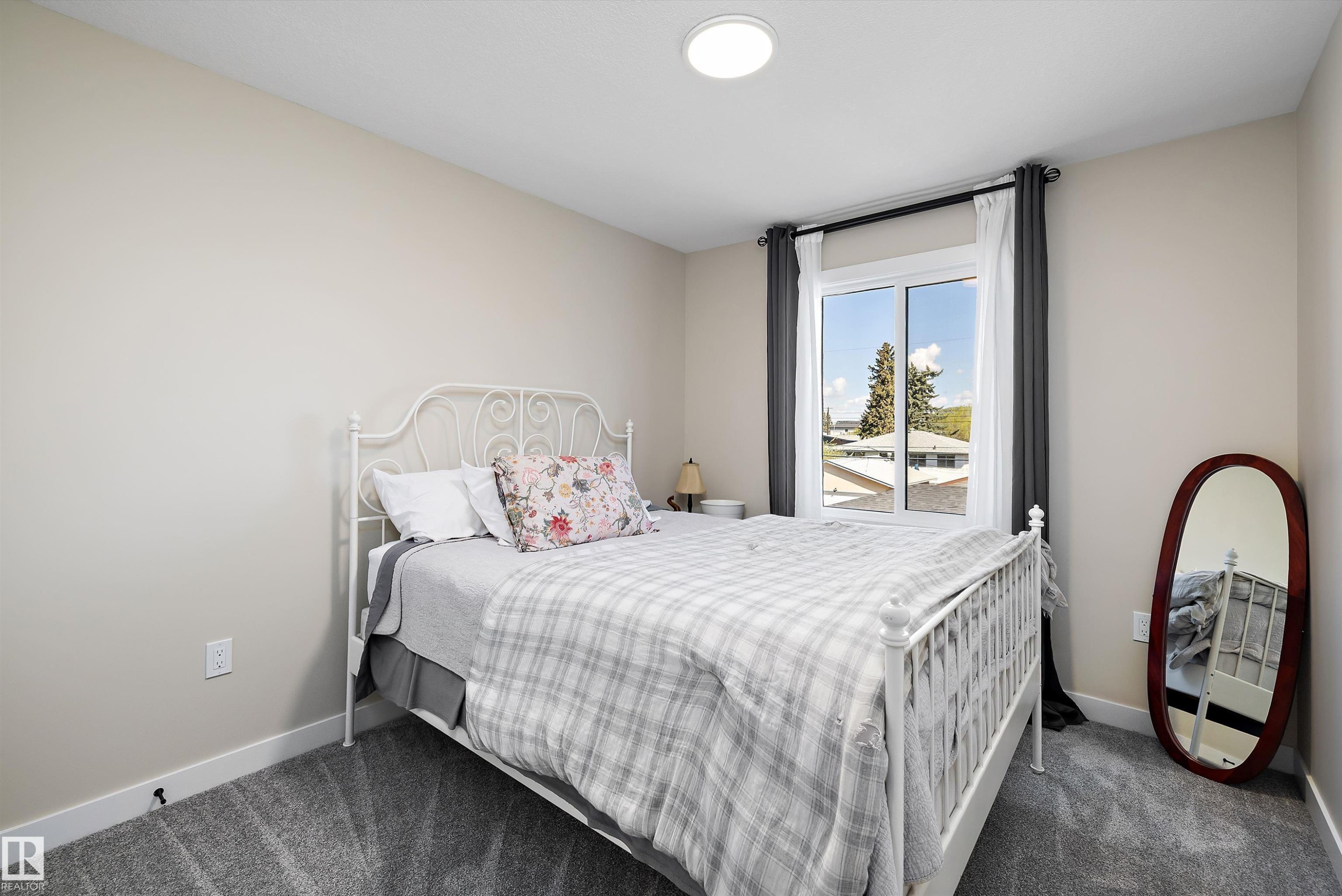 7208 78 Avenue, Edmonton, AB