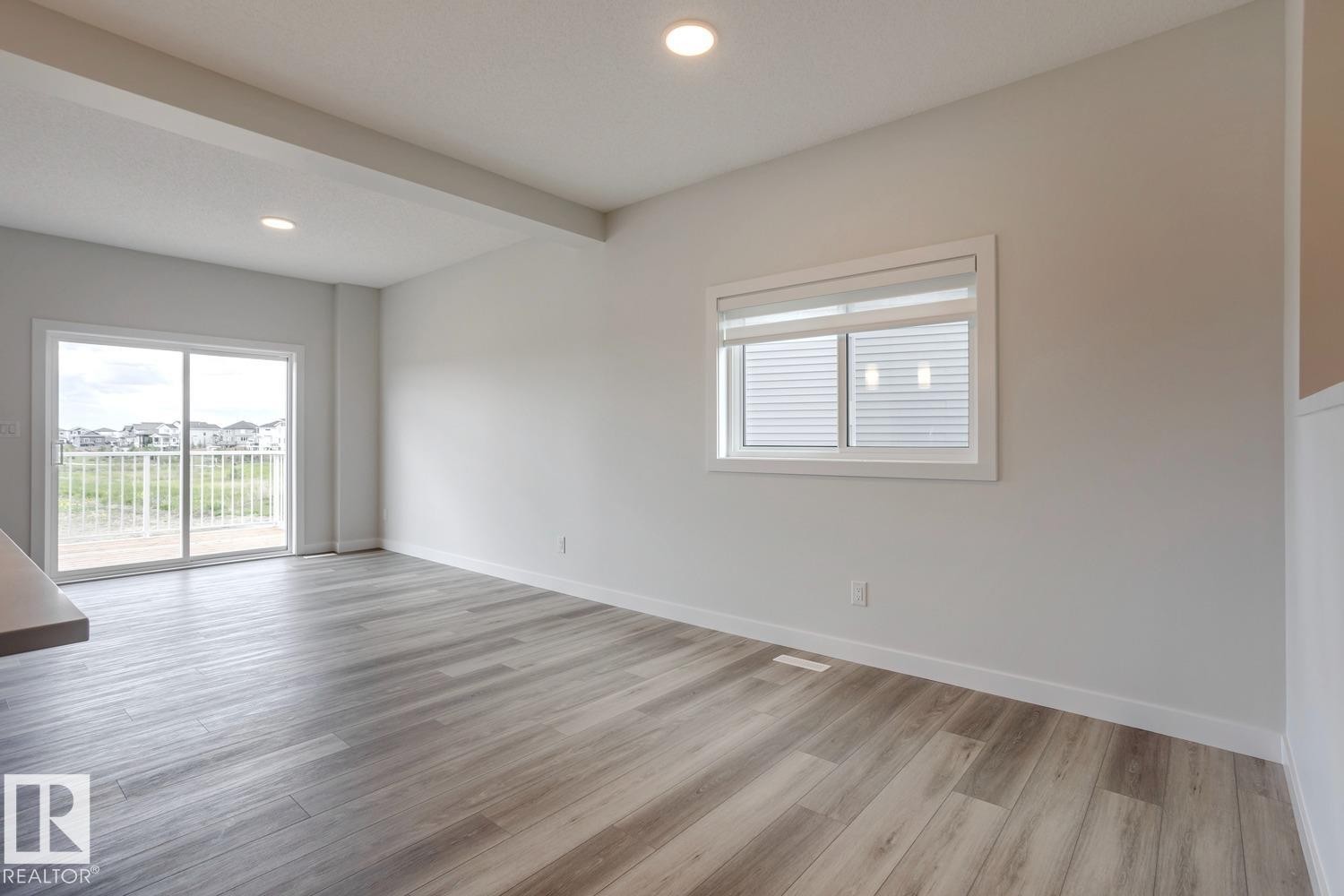308 Brae Way, Leduc, AB - Indoor Photo Showing Other Room