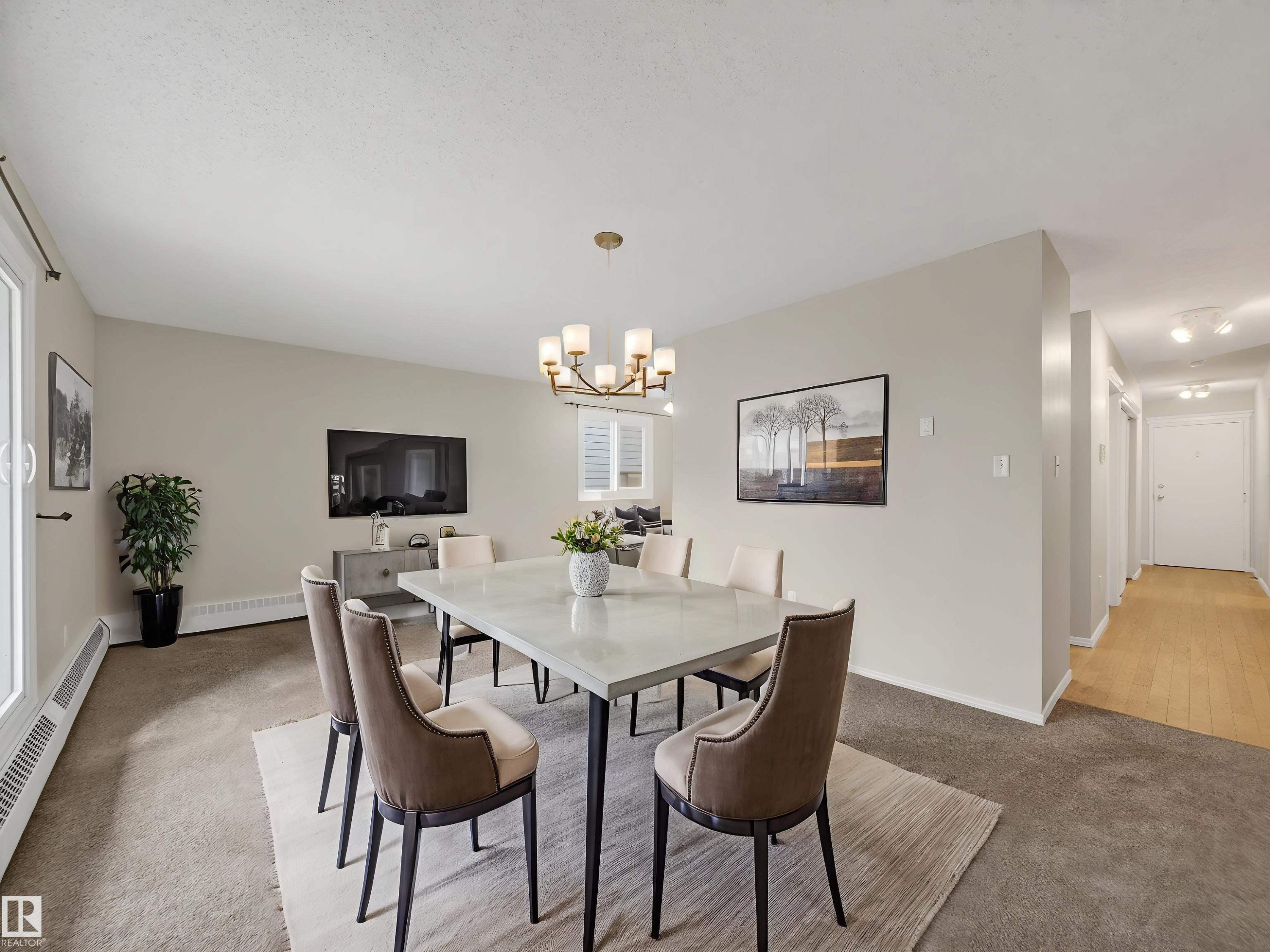 204 10731 84 Avenue, Edmonton, AB - Indoor Photo Showing Dining Room