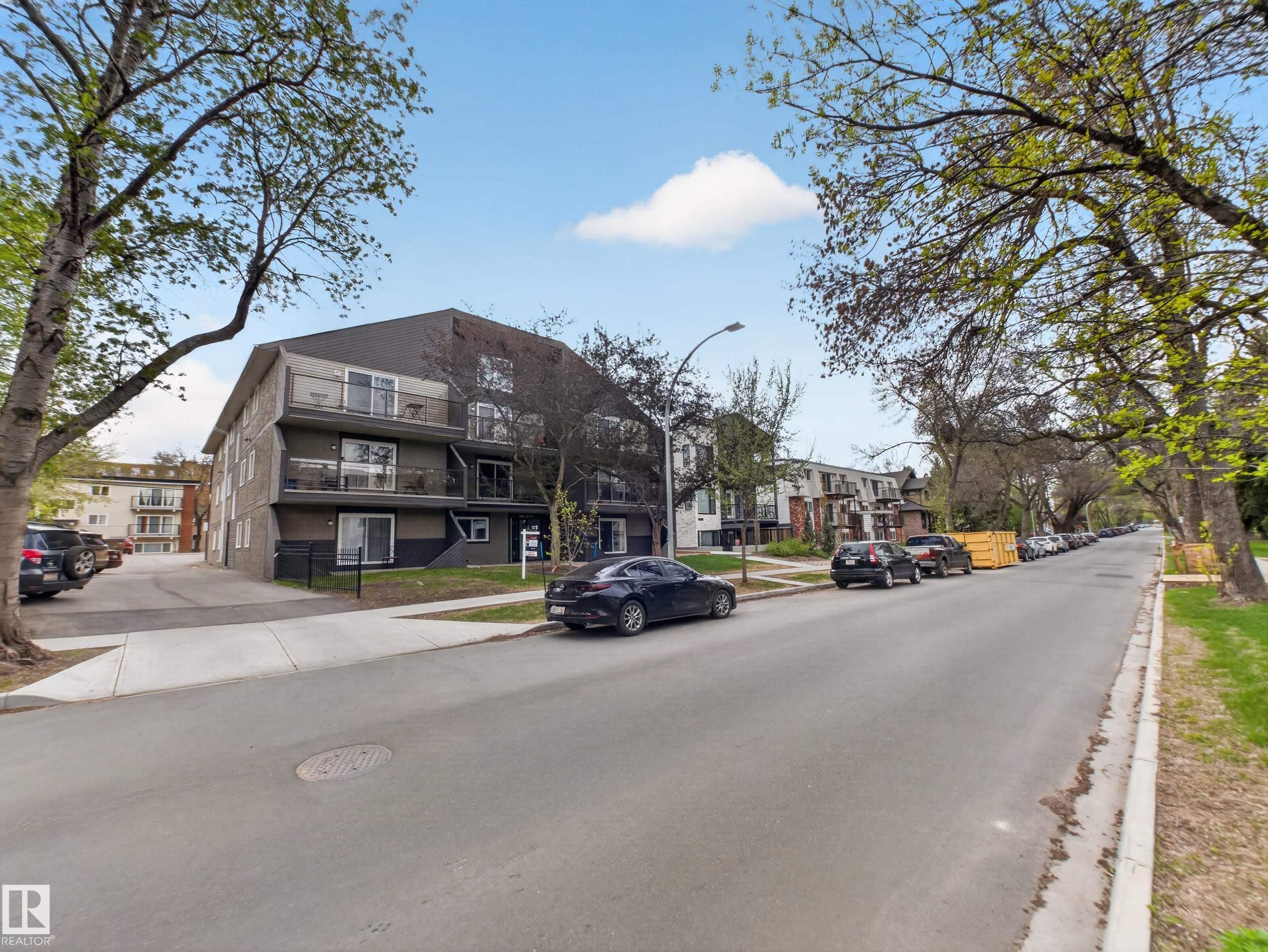 204 10731 84 Avenue, Edmonton, AB - Outdoor