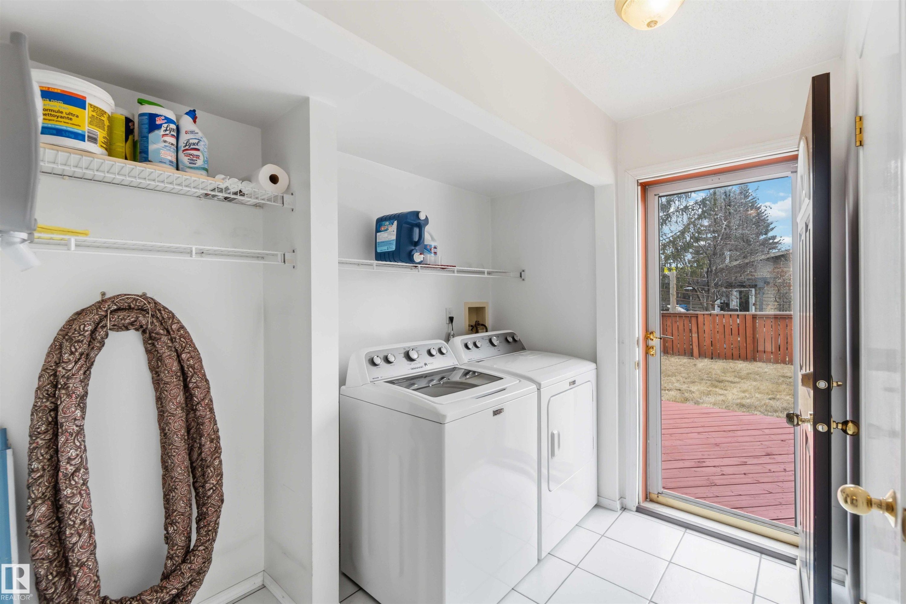 17919 94 Avenue, Edmonton, AB - Indoor Photo Showing Laundry Room