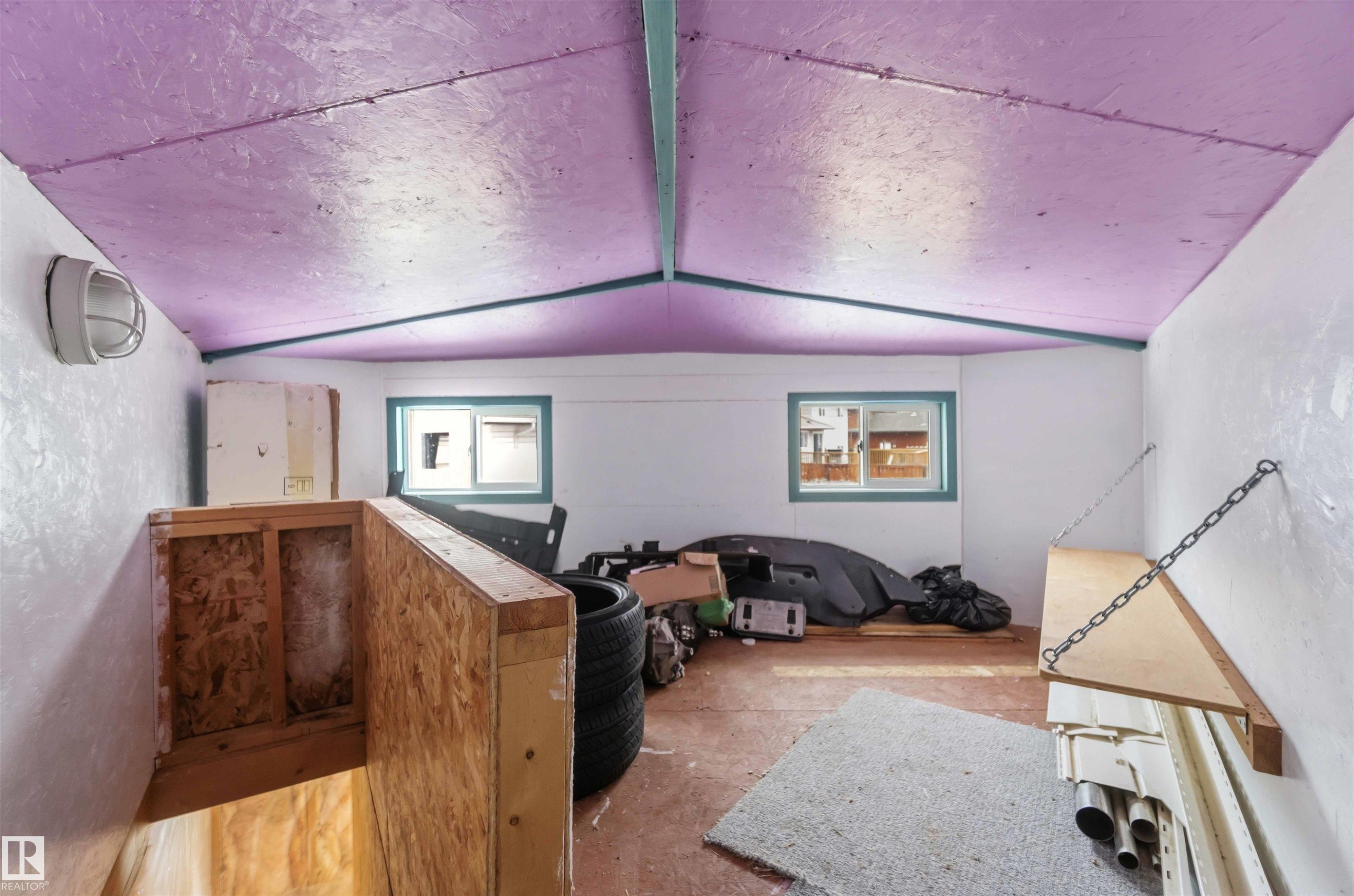 17919 94 Avenue, Edmonton, AB - Indoor Photo Showing Other Room