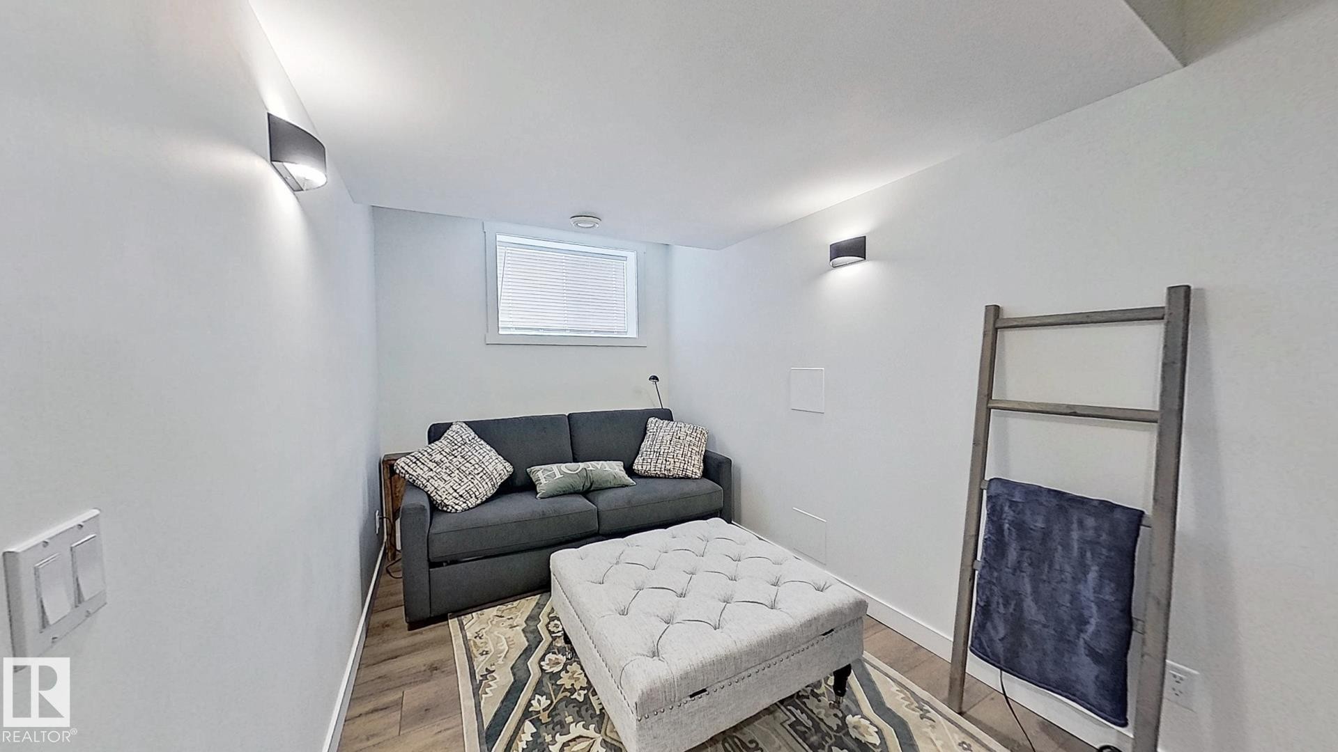37 Emberside Link, Cochrane, AB - Indoor