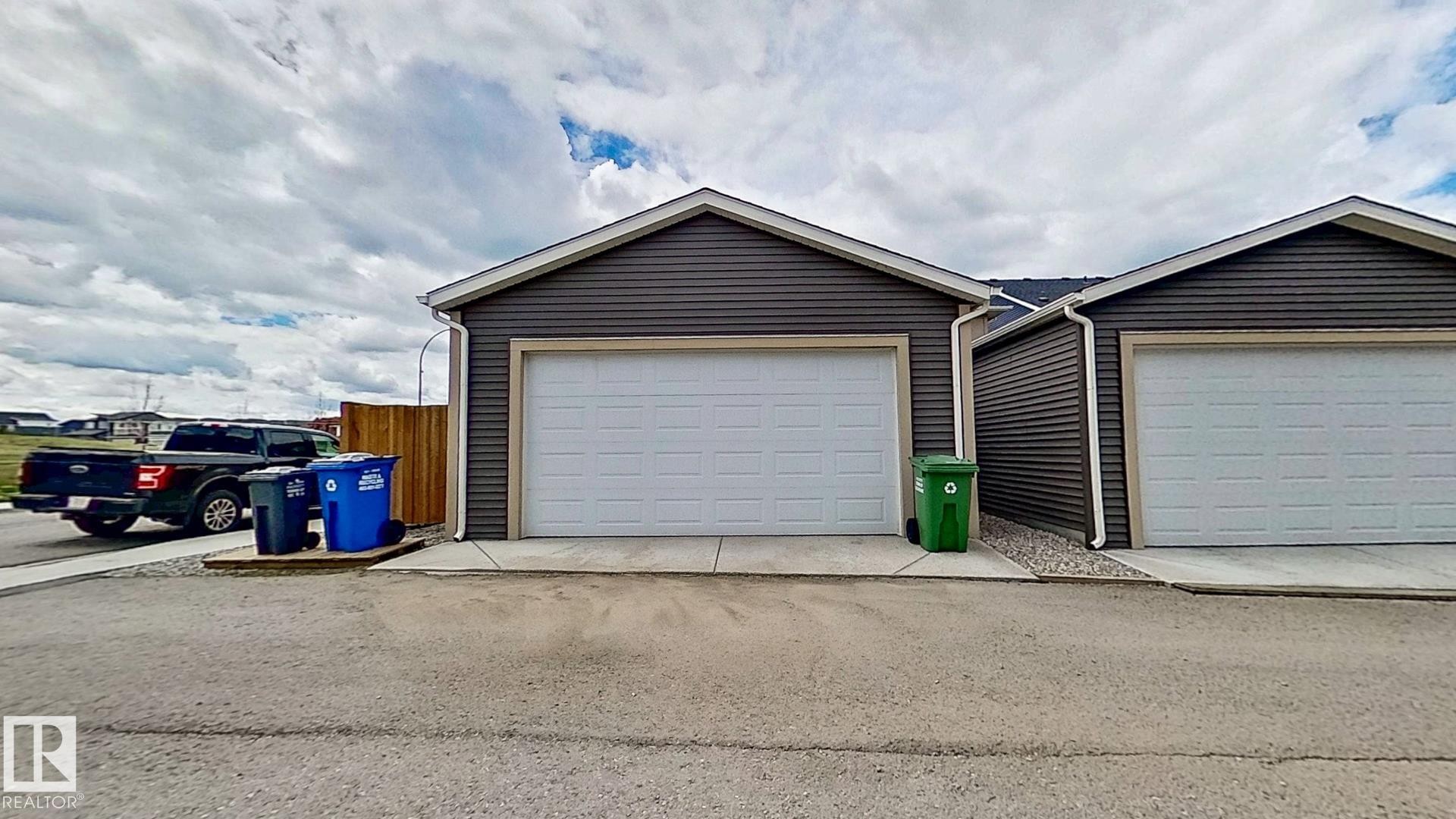 37 Emberside Link, Cochrane, AB - Outdoor With Exterior