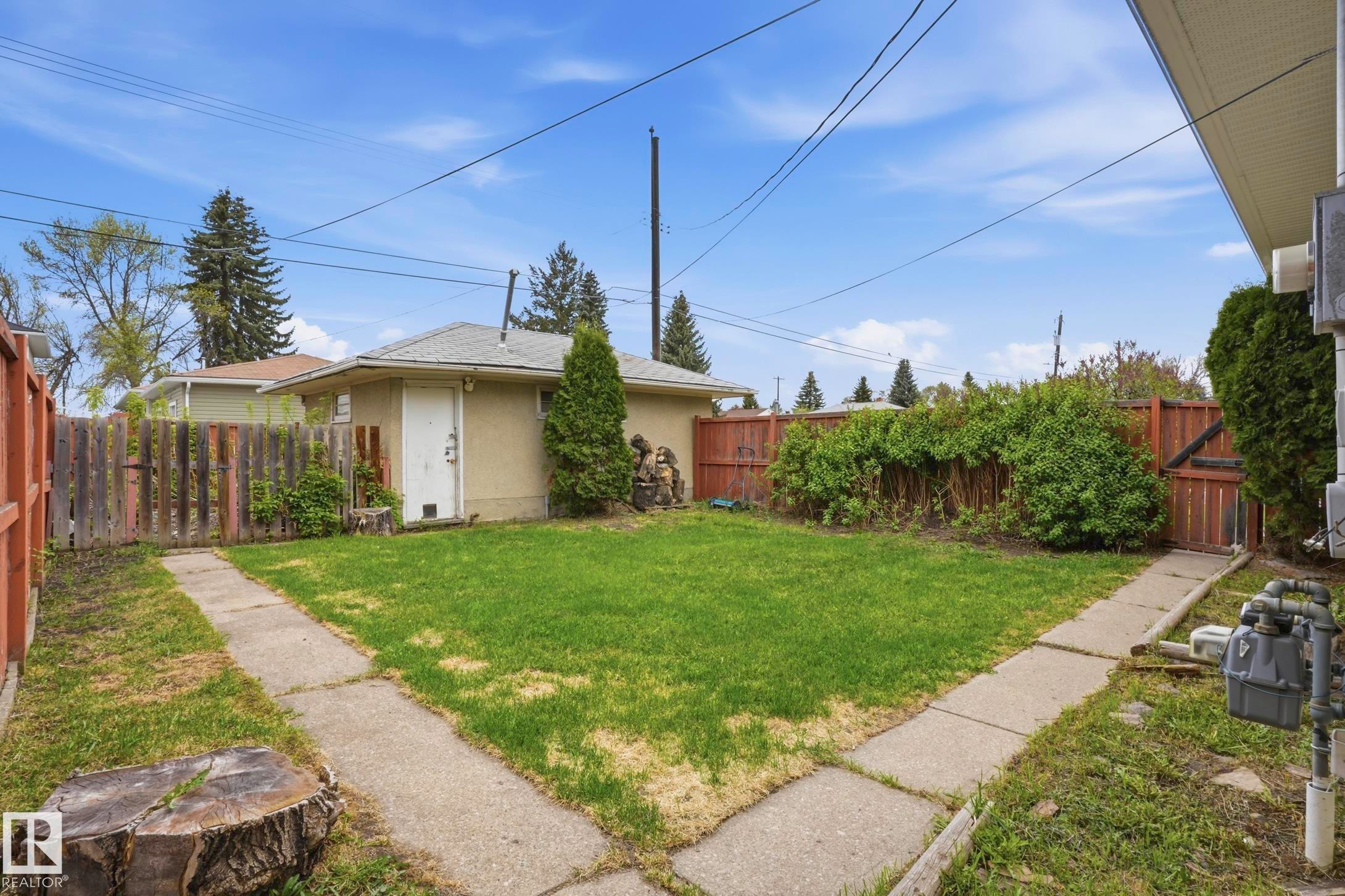 8103 75 Avenue, Edmonton, AB